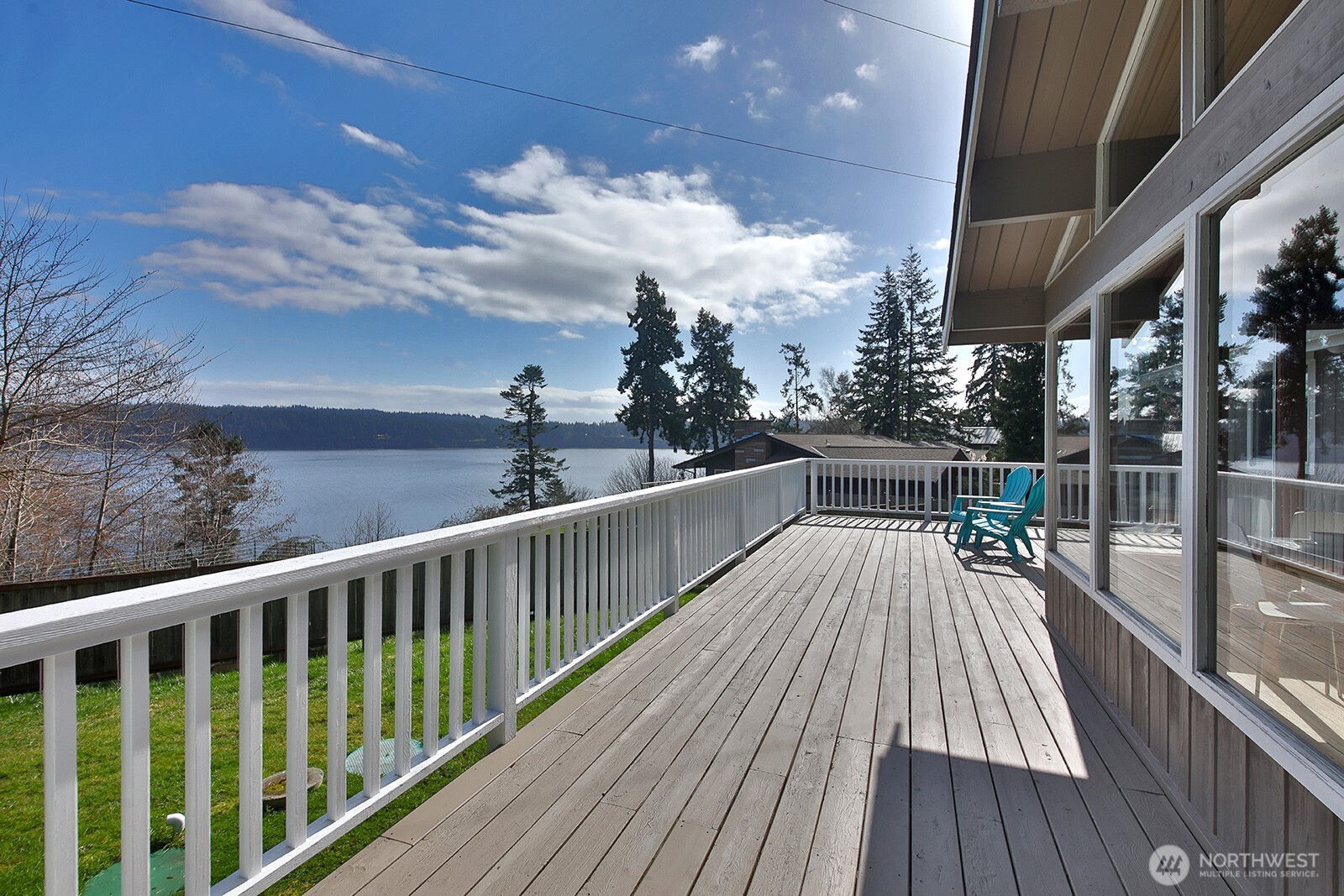 1412 Commodore Place, Freeland, WA 98249, photo 2 of 2