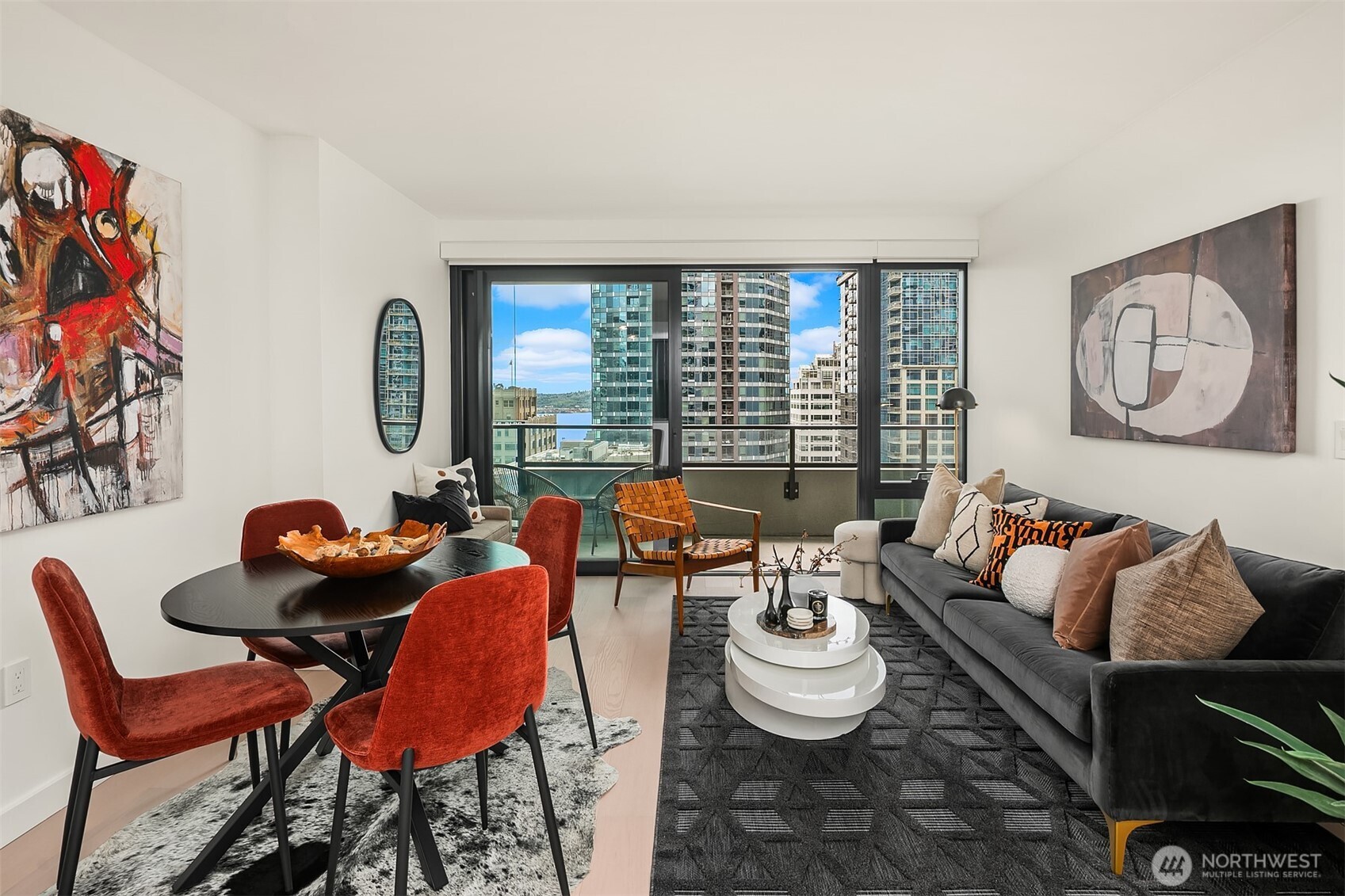 300 Virginia Street #1311, Seattle, WA 98101, photo 2 of 36