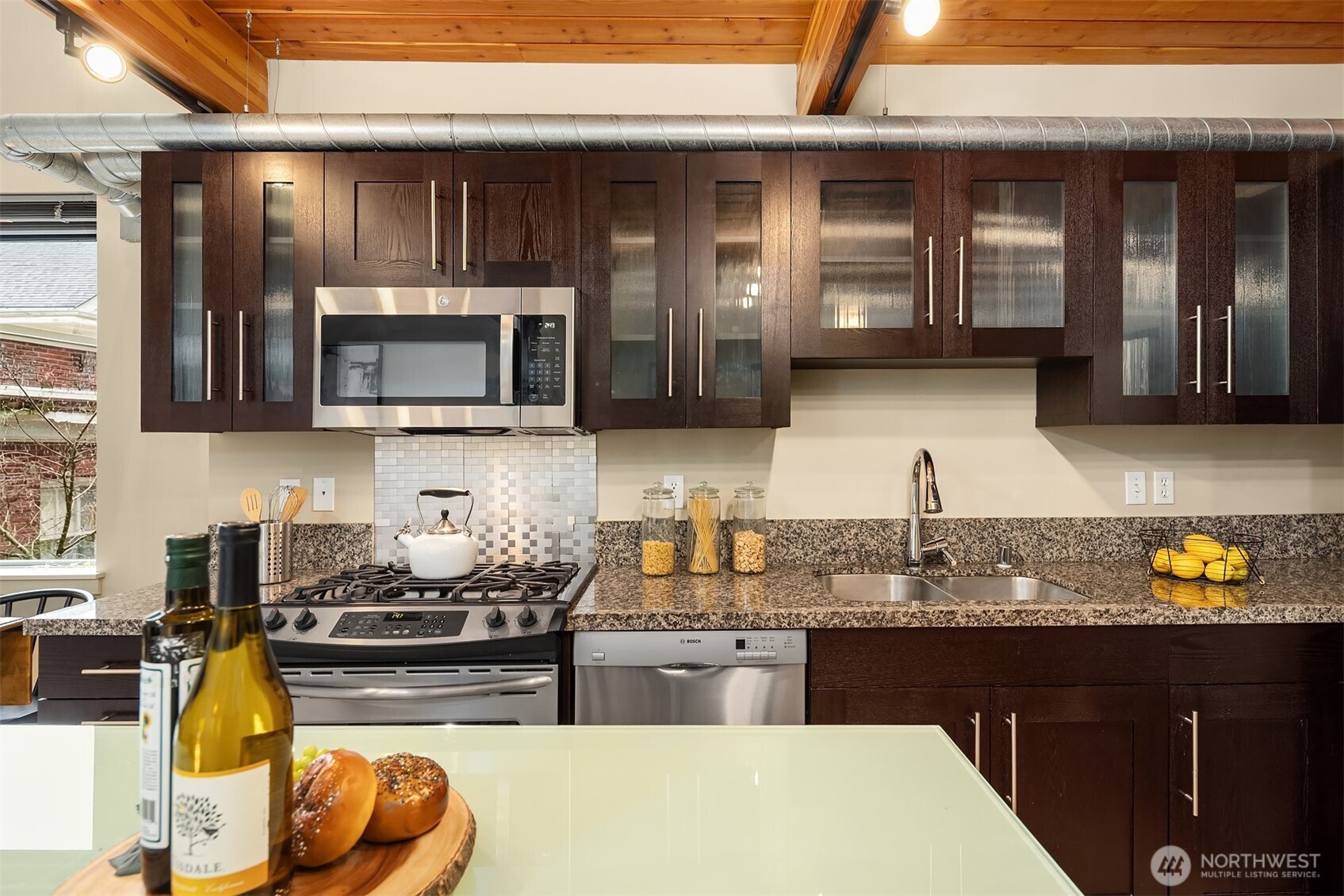 530 Broadway E #236, Seattle, WA 98102, photo 3 of 31