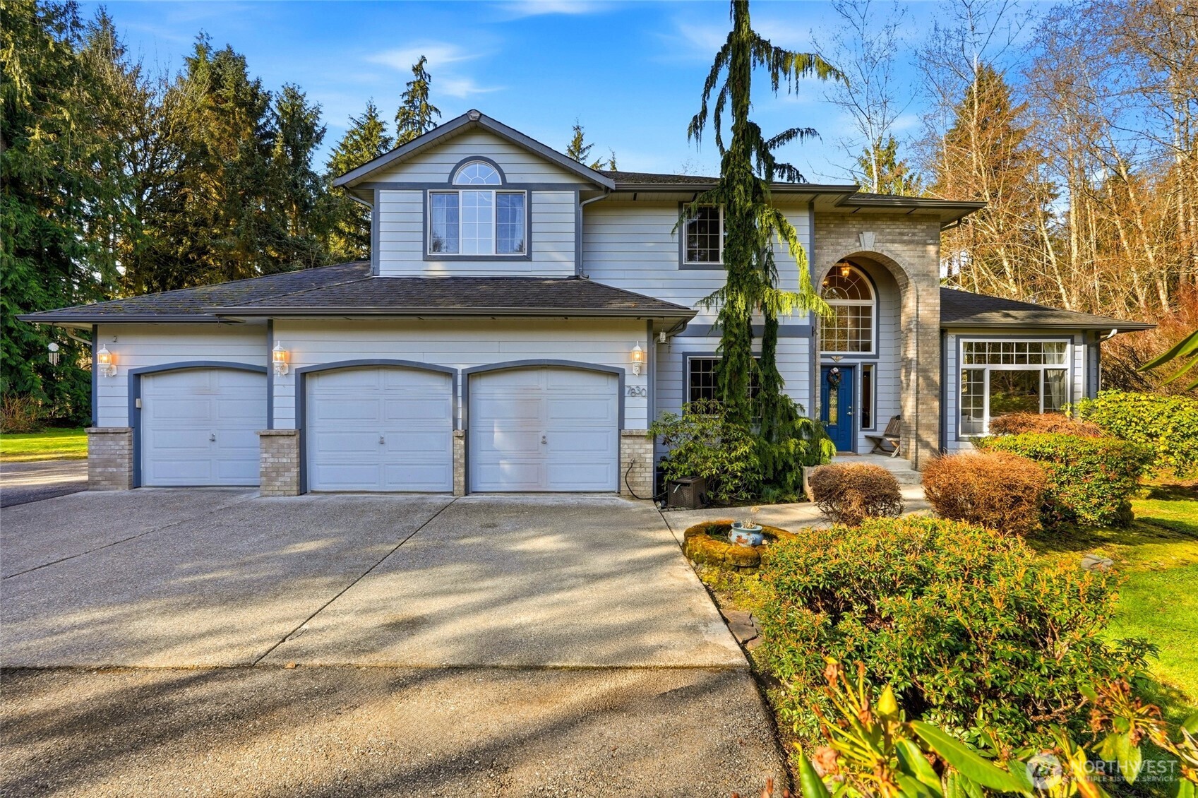 7830 104th Drive NE