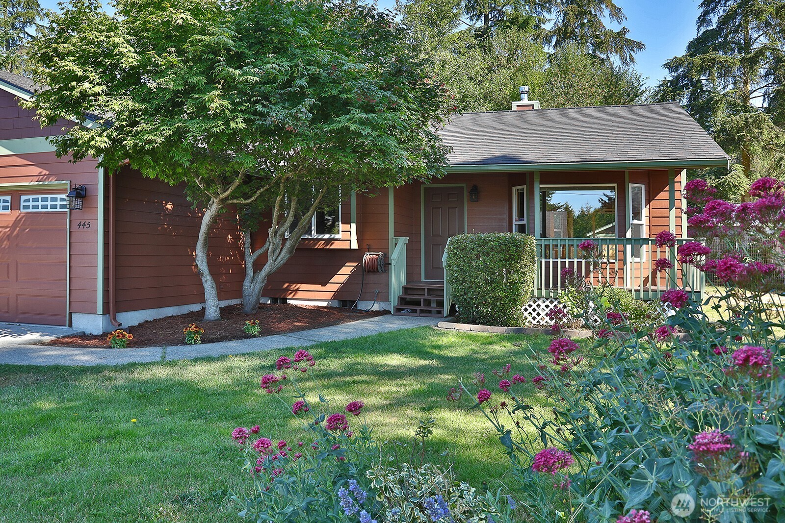 445 Mitchell Drive, Coupeville, WA 98239, photo 2 of 2