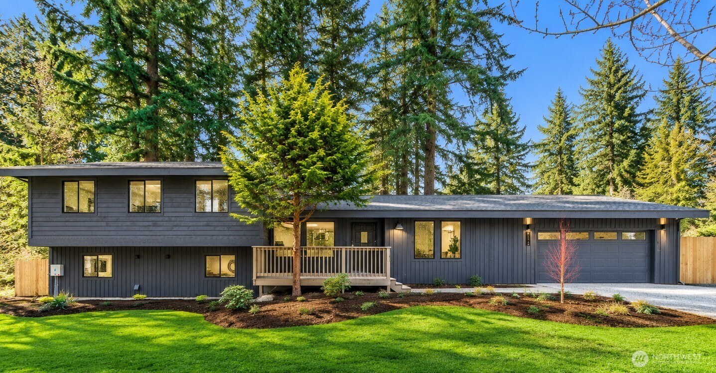 18843 168th Avenue NE, Woodinville, WA 98072, photo 2 of 2