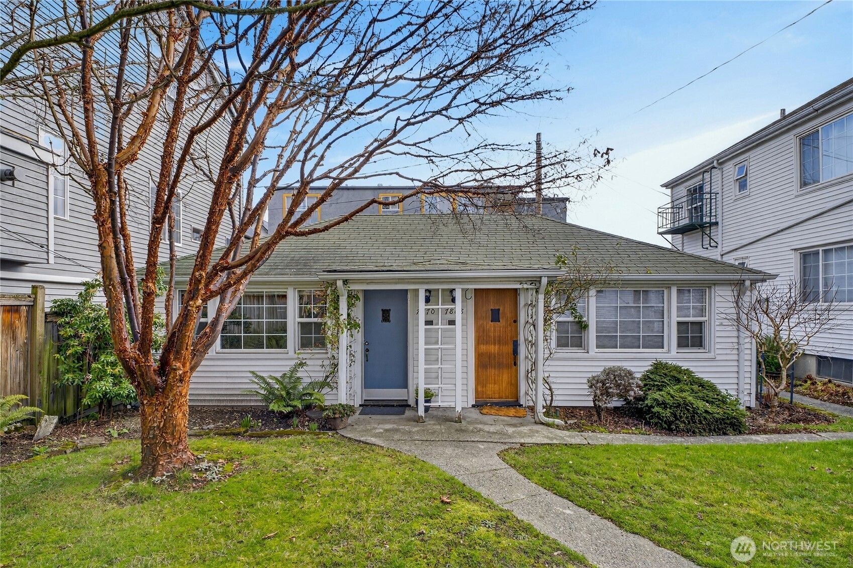 7870 Green Lake Drive N #10, Seattle, WA 98103, photo 3 of 25
