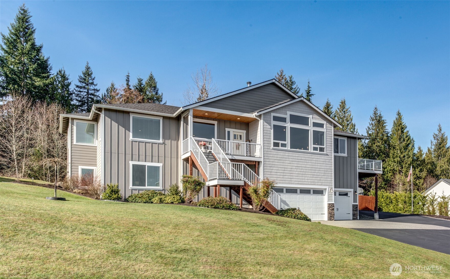 18514 114th Drive NE, Arlington, WA 98223, photo 2 of 2
