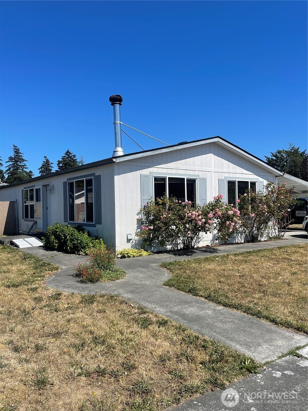 1785 Douglas Road #60
