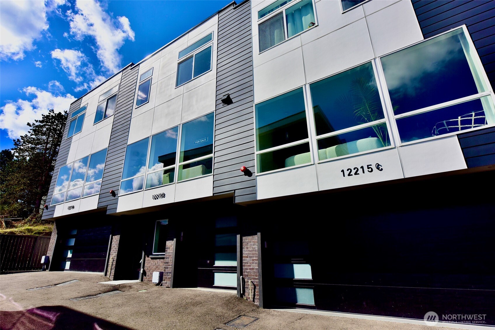 12215 Des Moines Memorial Drive S #B