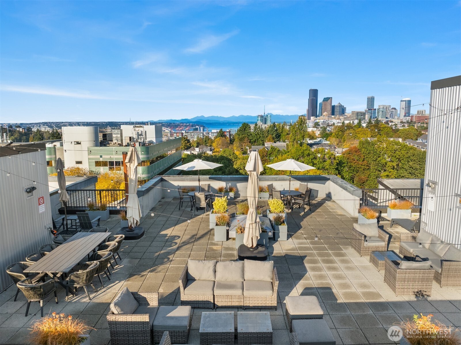 303 23rd Avenue S #310, Seattle, WA 98144, photo 2 of 35