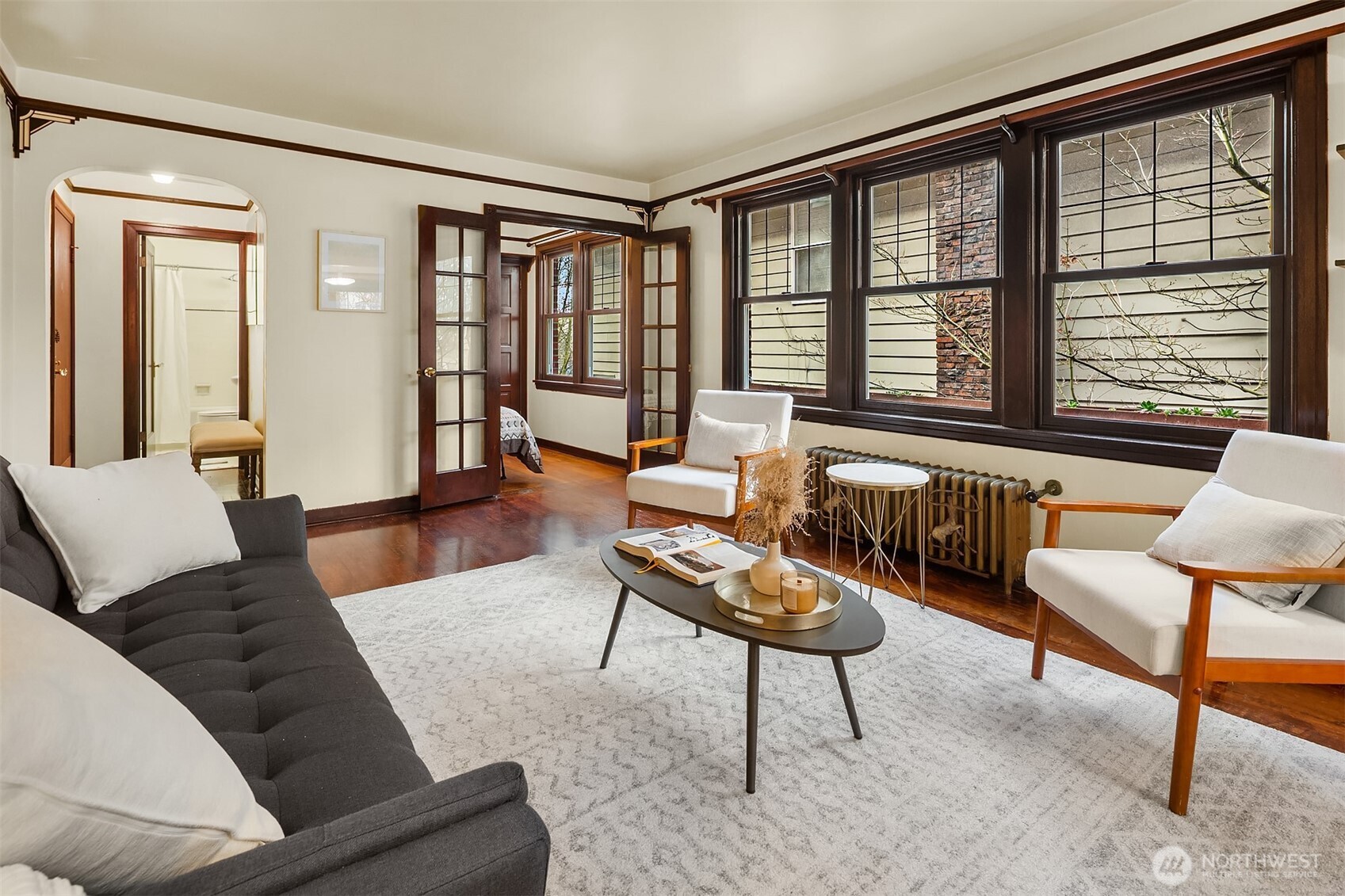 411 Boylston Avenue E #202, Seattle, WA 98102-4943, photo 5 of 22