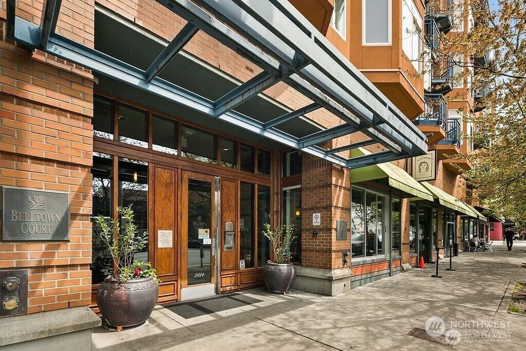 2414 1st Avenue #703, Seattle, WA 98121, photo 4 of 23