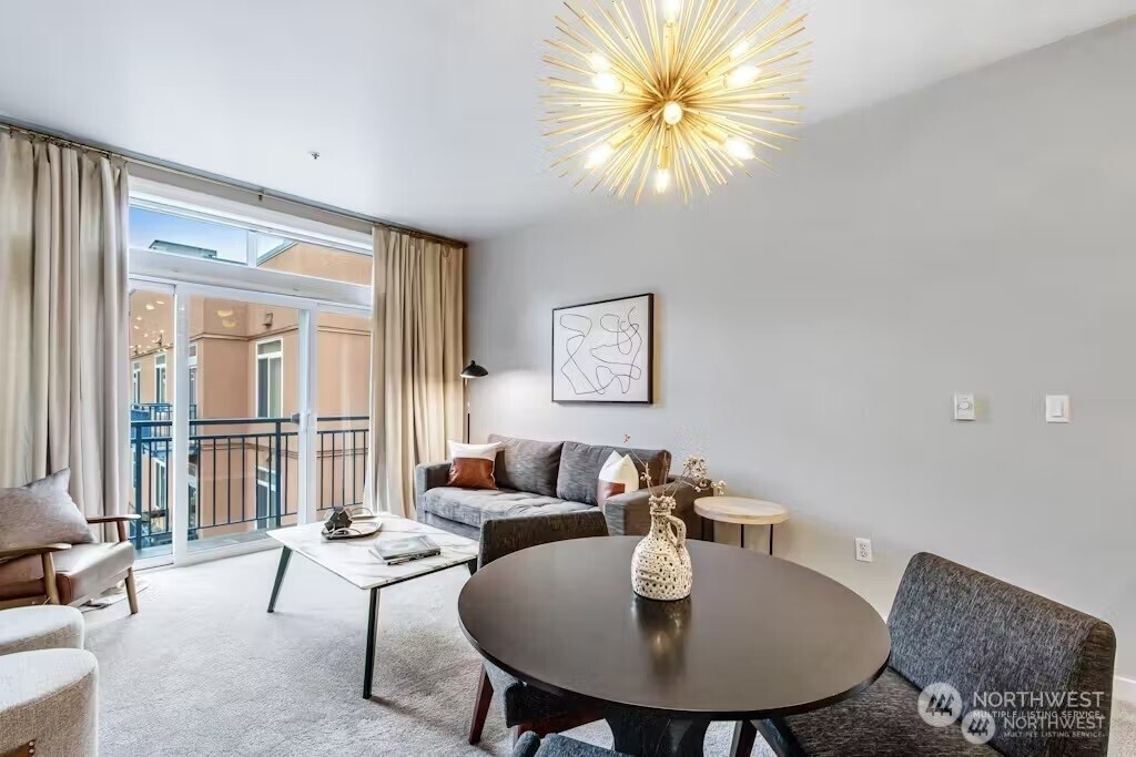 2414 1st Avenue #703, Seattle, WA 98121, photo 5 of 23