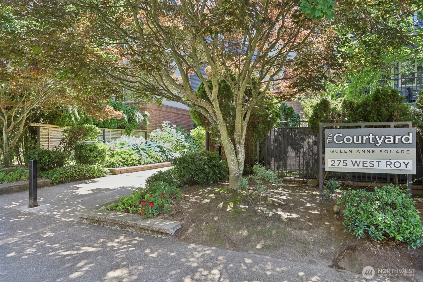 275 W Roy Street #114, Seattle, WA 98119, photo 3 of 31