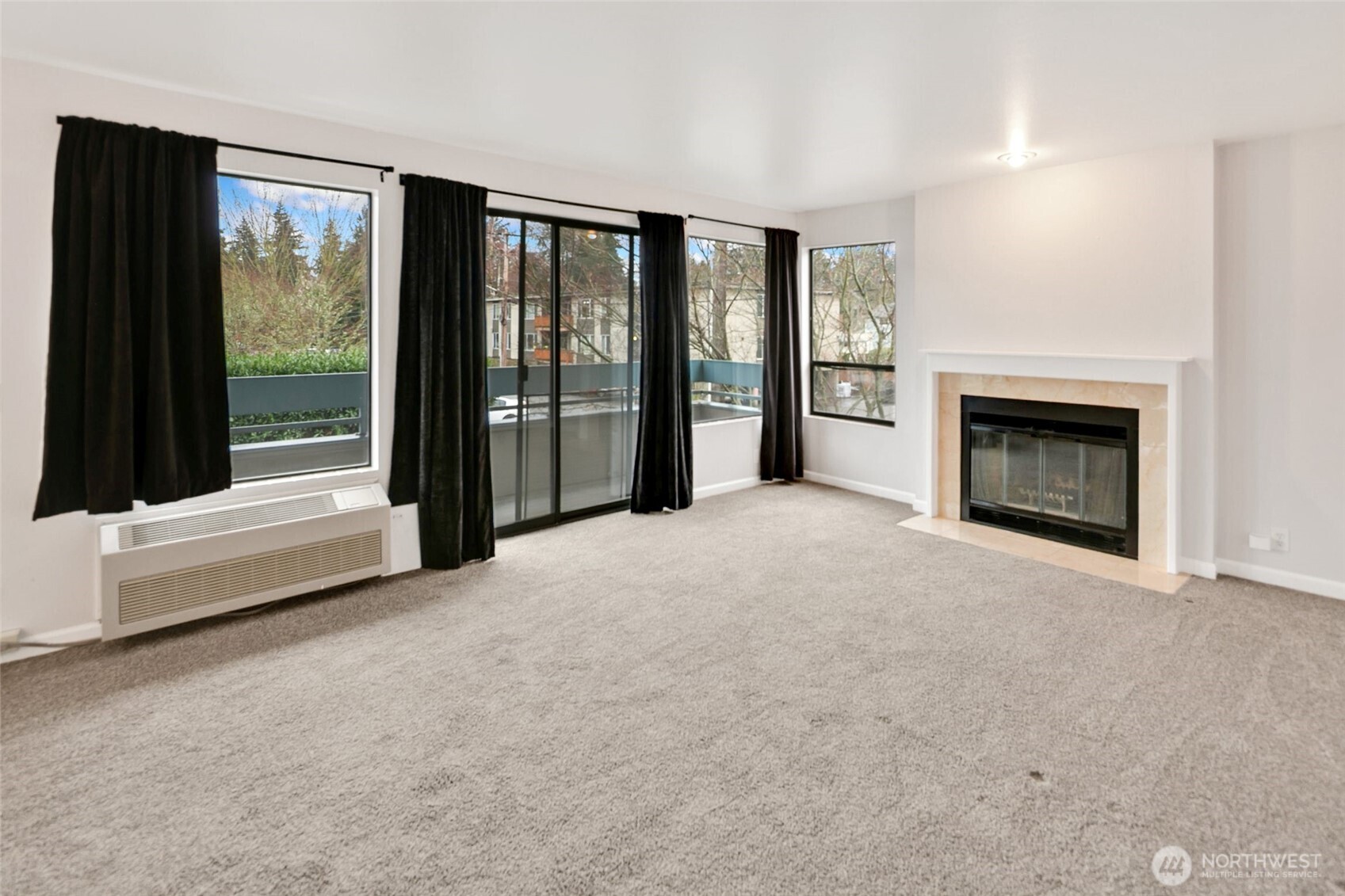 12300 33rd Avenue NE #202, Seattle, WA 98125, photo 3 of 18