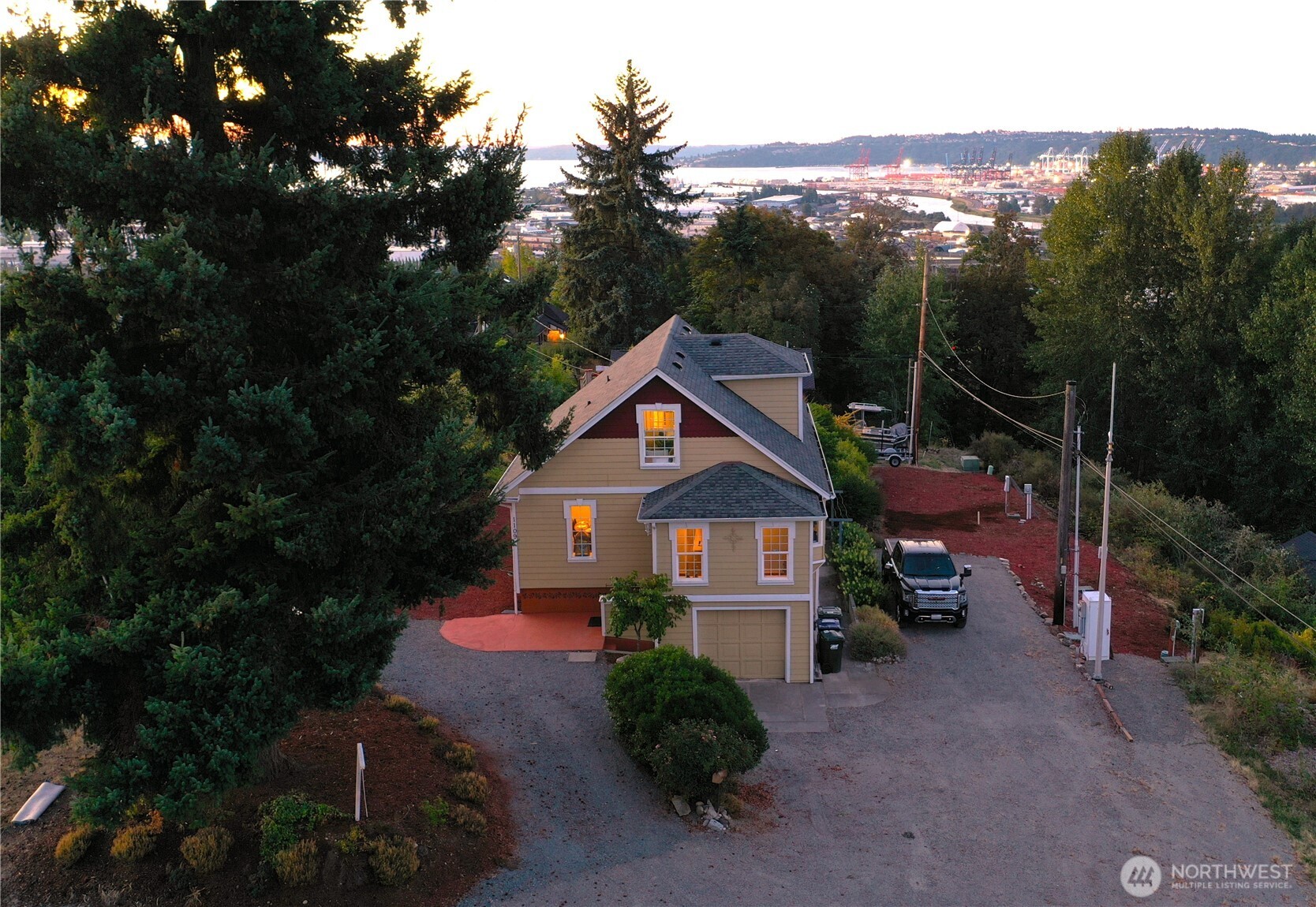 1109 E 31st Street, Tacoma, WA 98404, photo 2 of 2