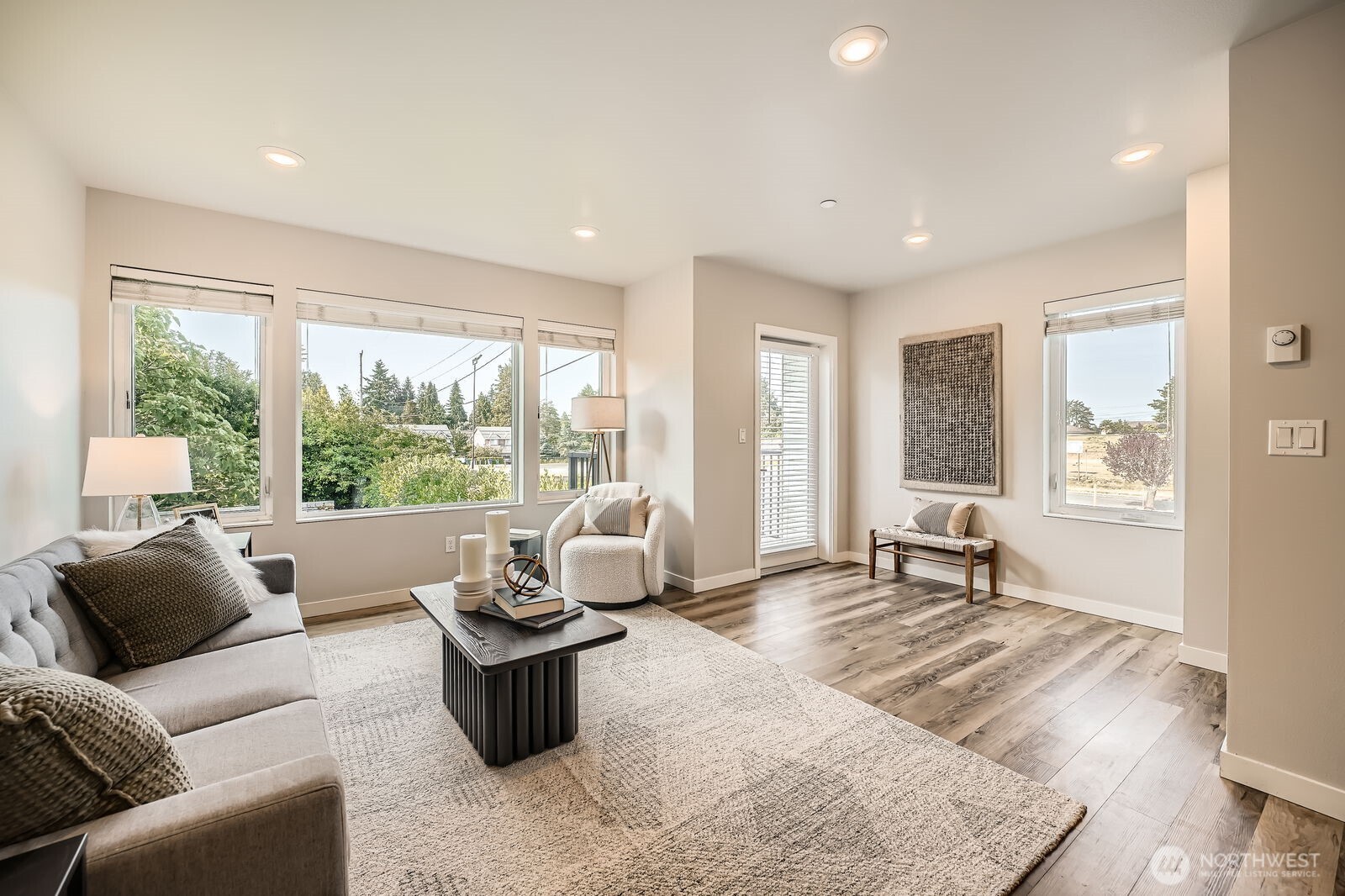 1803 SW 96th Lane, Seattle, WA 98106, photo 5 of 33