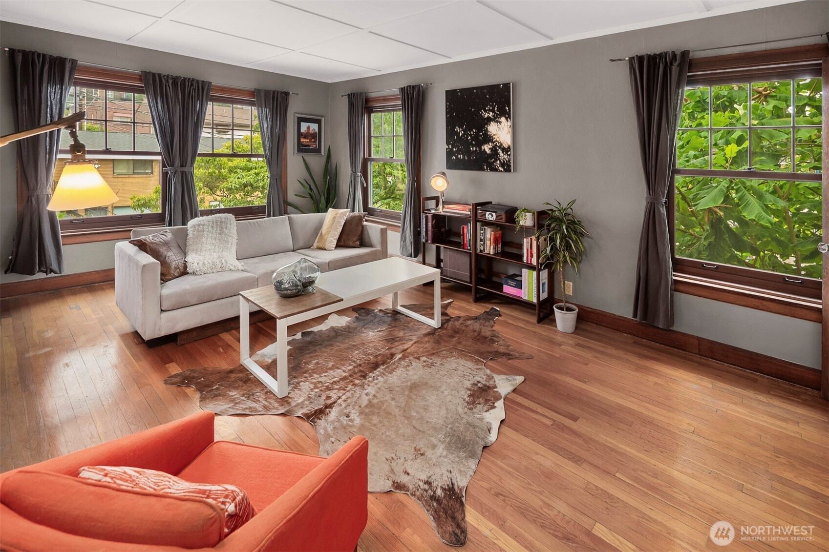 408 Bellevue Ave E #306