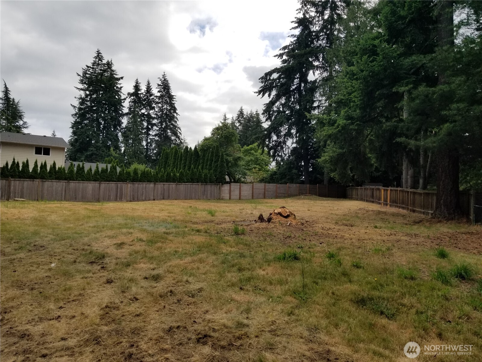13849 71st Place NE, Kirkland, WA 98034, photo 2 of 2