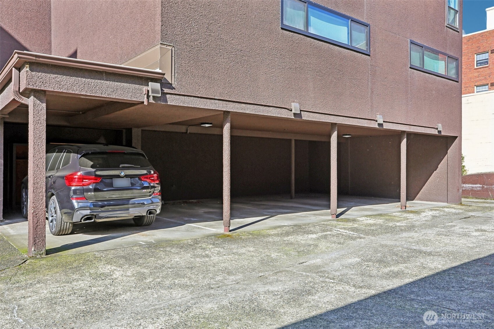 320 Melrose Avenue E #403, Seattle, WA 98102, photo 5 of 20
