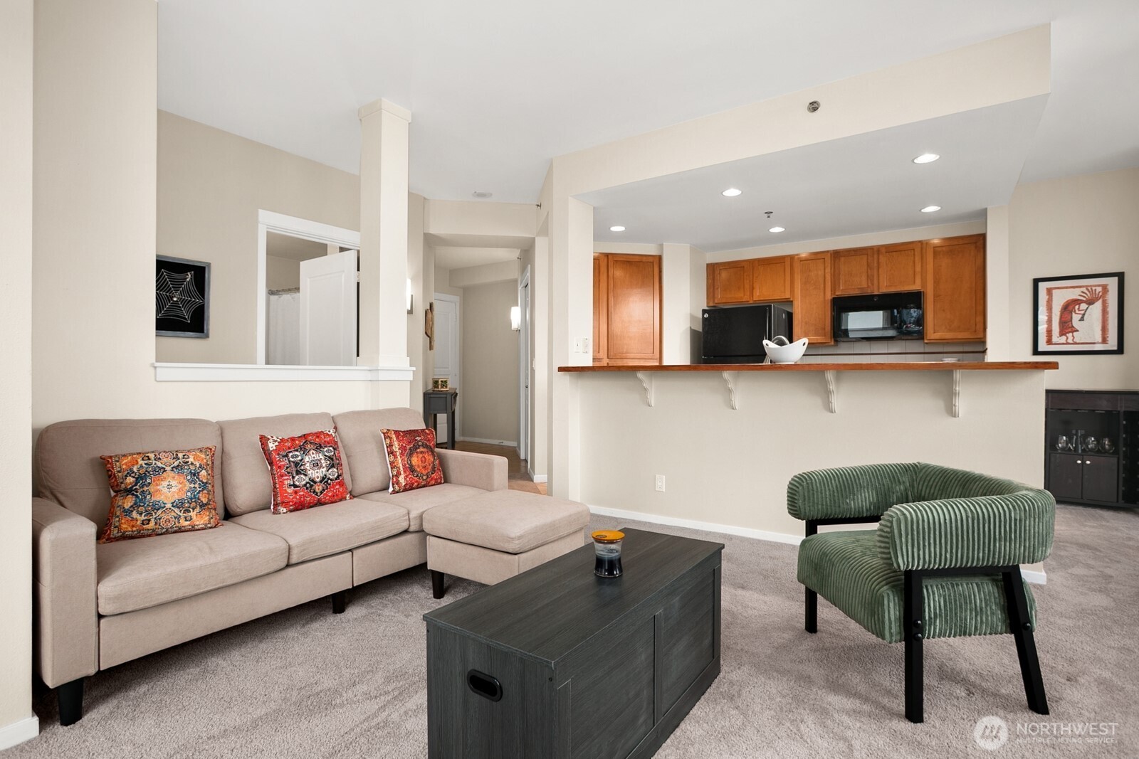 2801 1st Avenue #1014, Seattle, WA 98121, photo 3 of 25