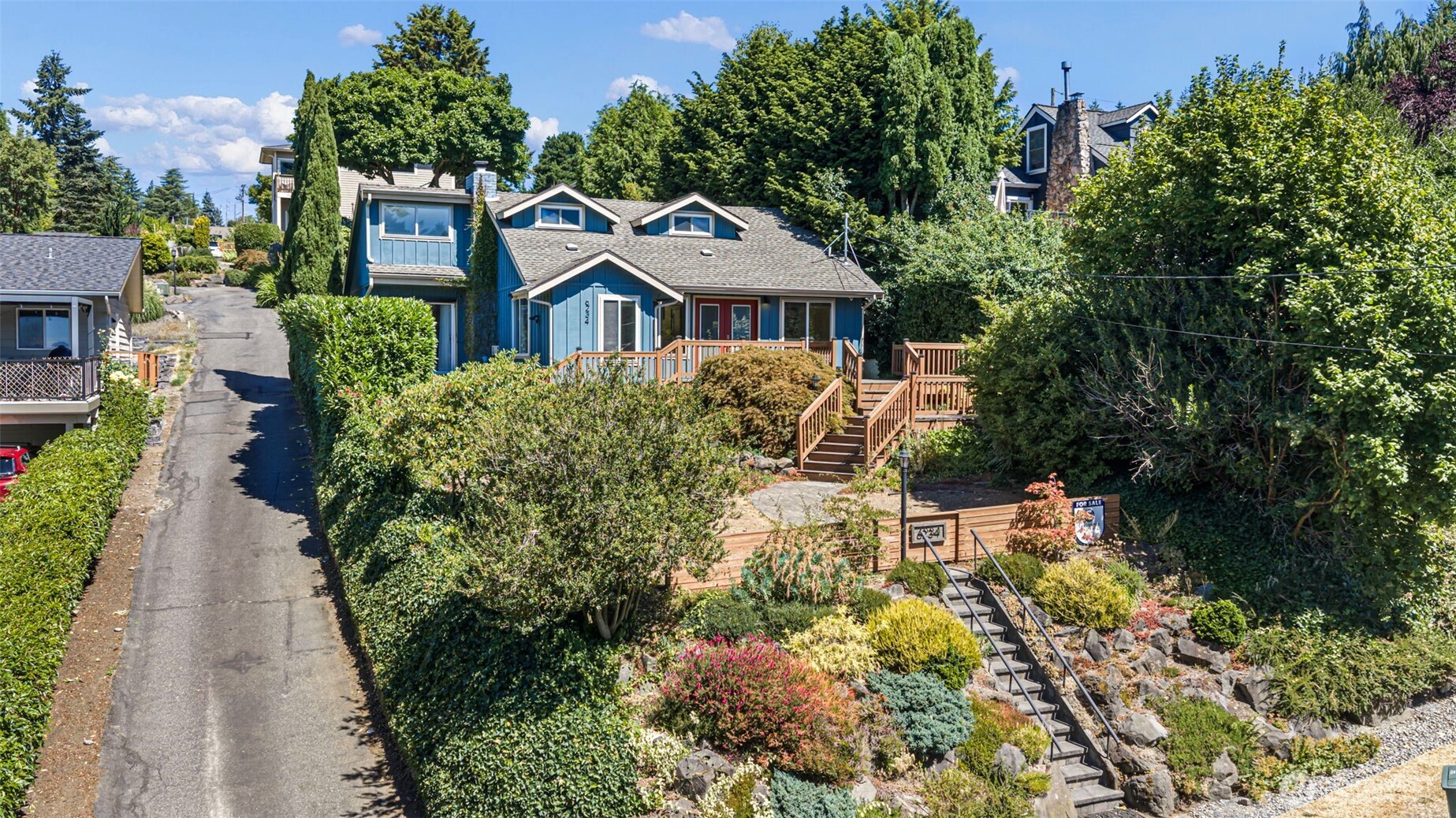 6234 NE 182nd Street, Kenmore, WA 98028, photo 2 of 2