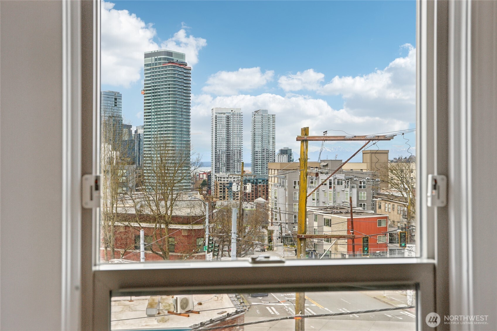 505 E Denny Way #301, Seattle, WA 98122, photo 5 of 22