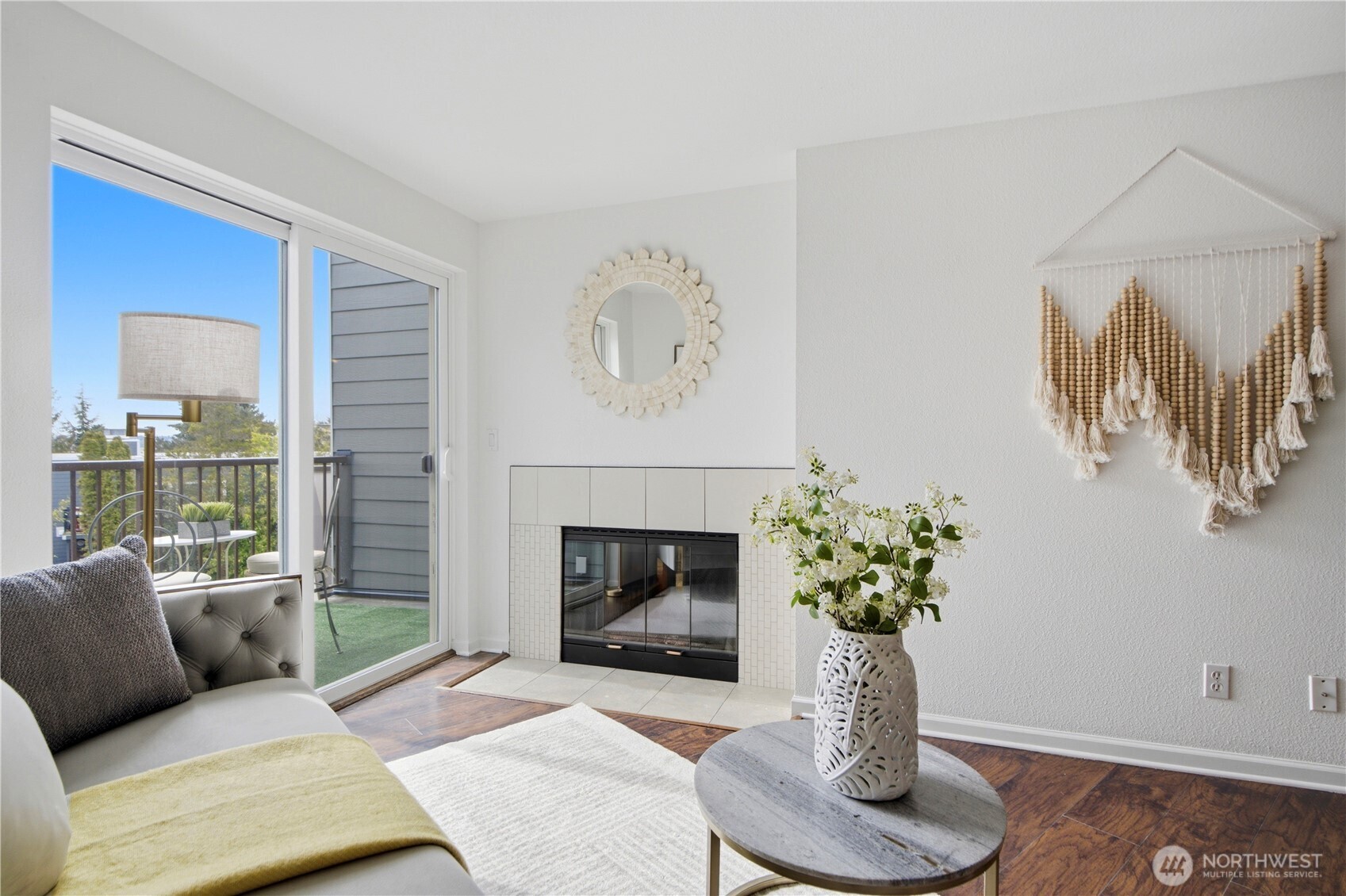 3045 20th Avenue W #403, Seattle, WA 98199, photo 3 of 24