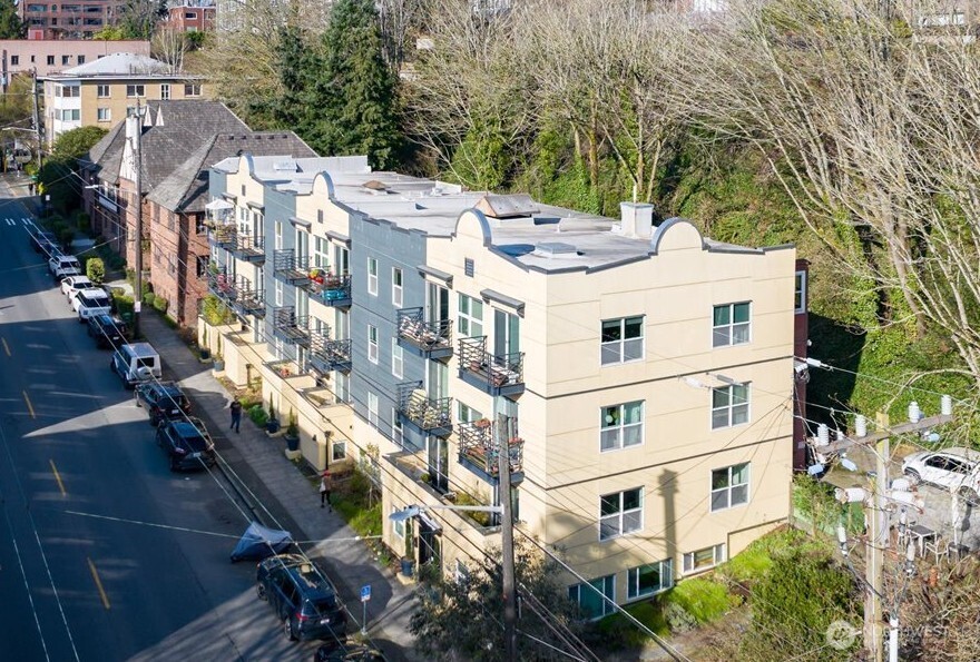 1310 Queen Anne Avenue N #15, Seattle, WA 98109, photo 2 of 24