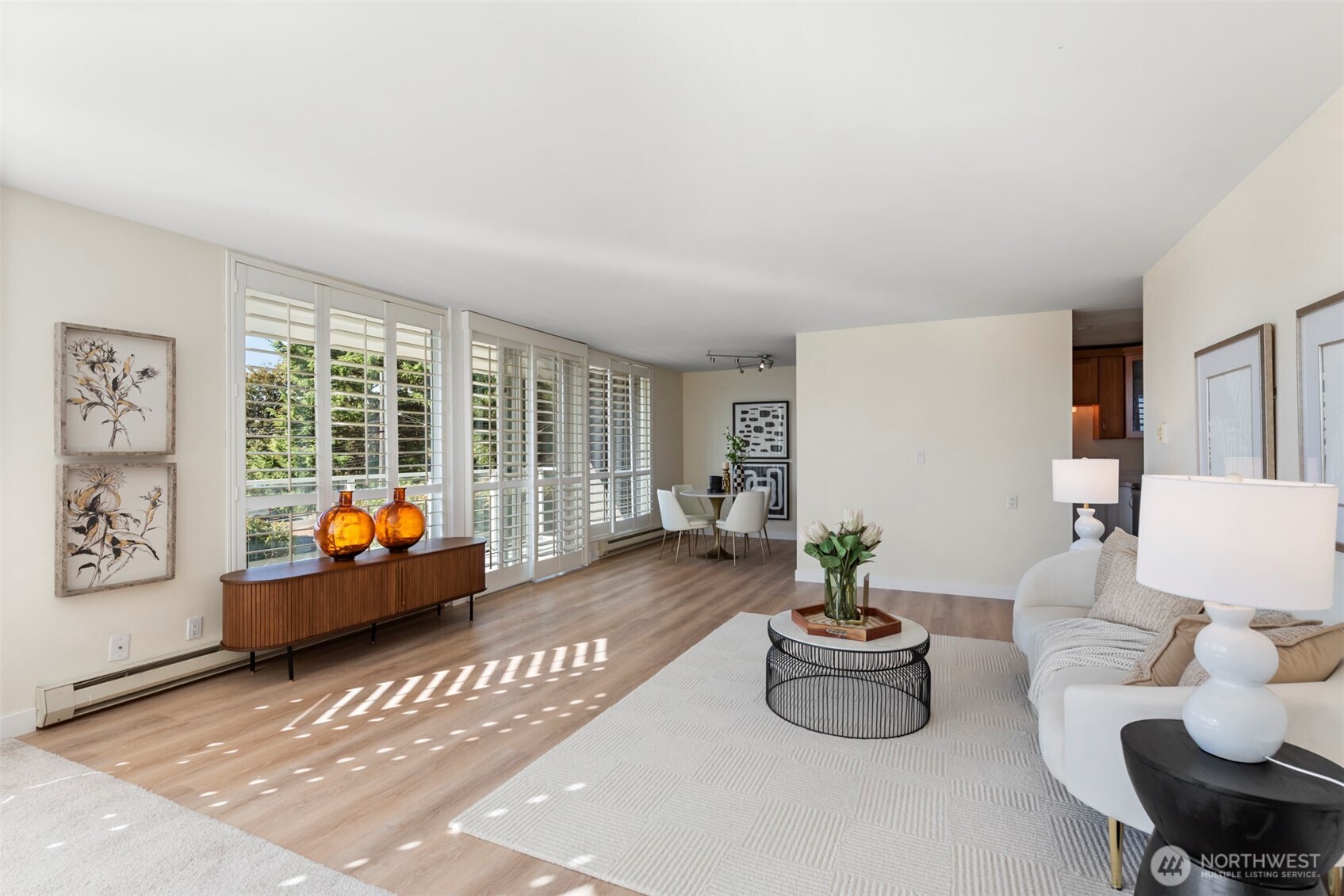 500 W Olympic Place #203, Seattle, WA 98119, photo 5 of 23