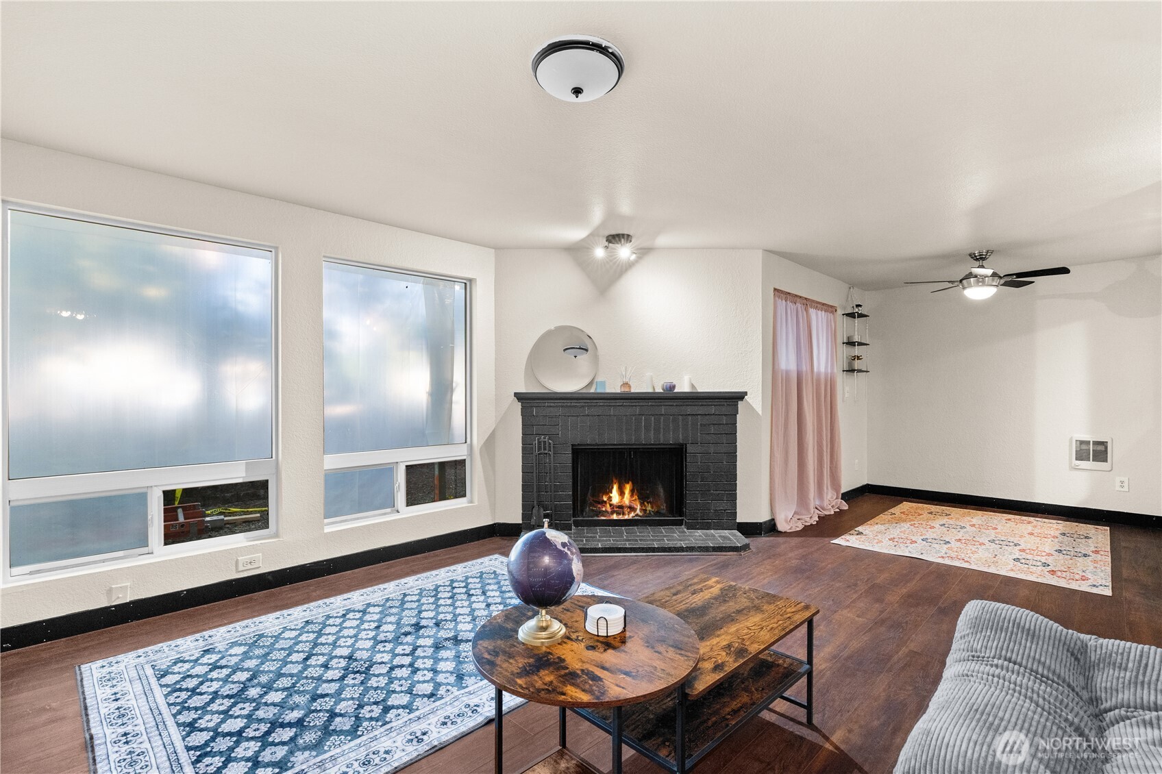 110 SW 116th Street #A13, Seattle, WA 98146, photo 2 of 22