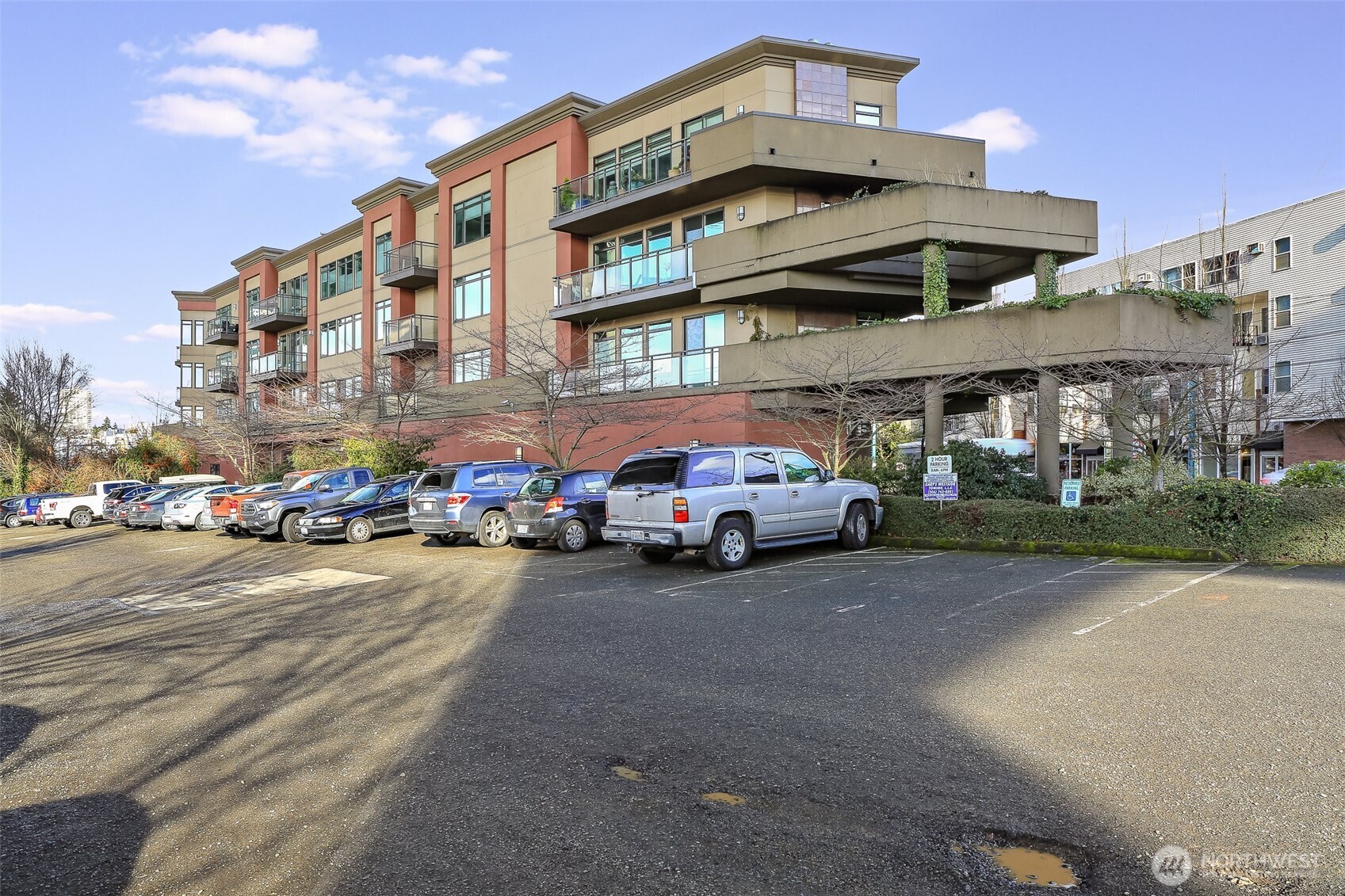 3217 Eastlake Avenue E #302, Seattle, WA 98102, photo 2 of 32