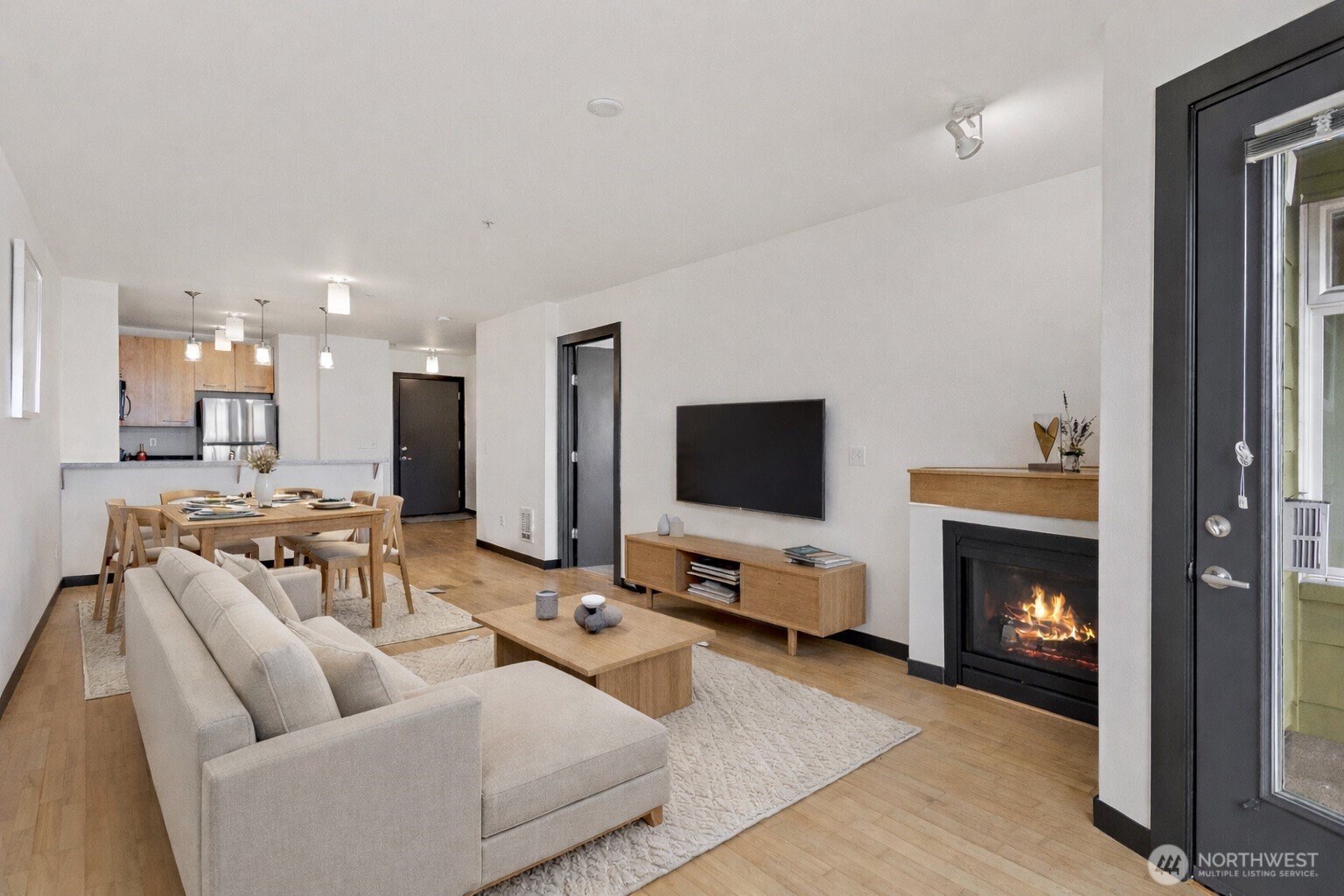 655 Crockett Street #B207, Seattle, WA 98109, photo 5 of 28