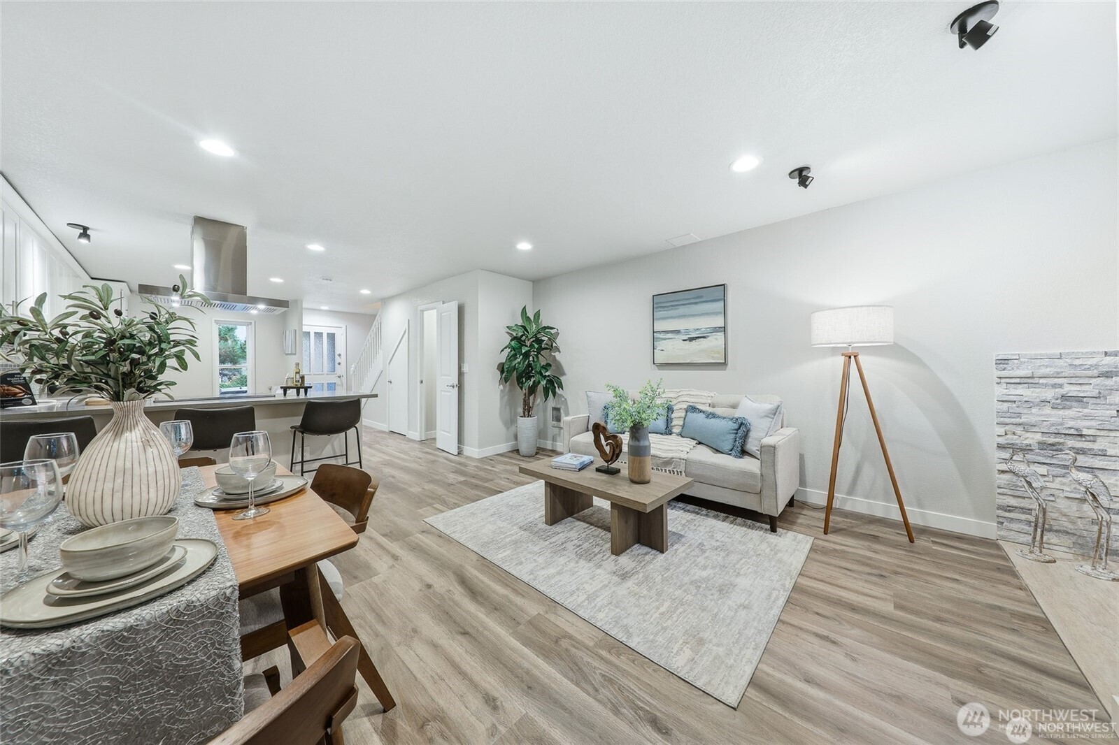 1940 N Northgate Way, Seattle, WA 98133, photo 4 of 23