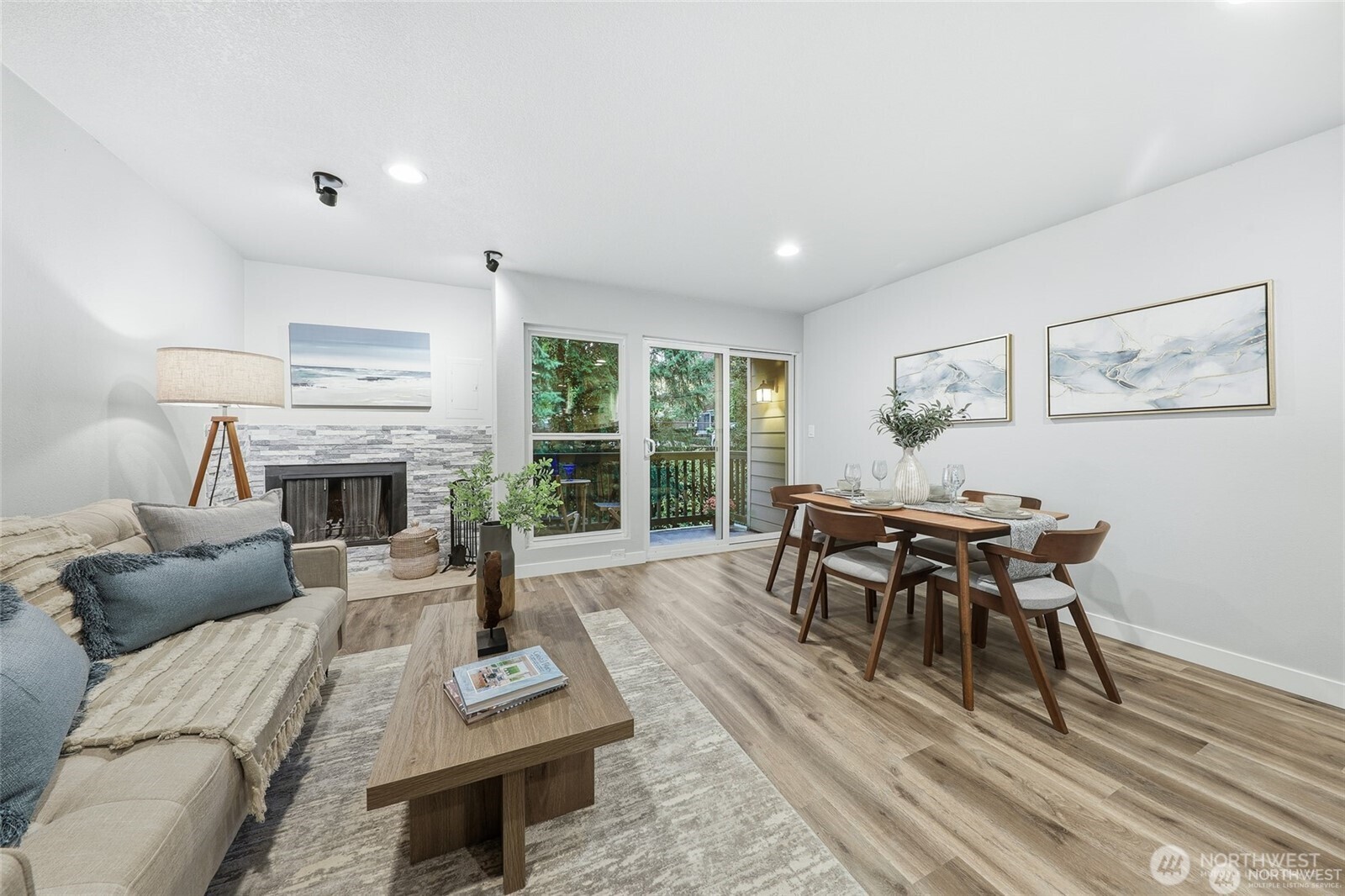 1940 N Northgate Way, Seattle, WA 98133, photo 3 of 23