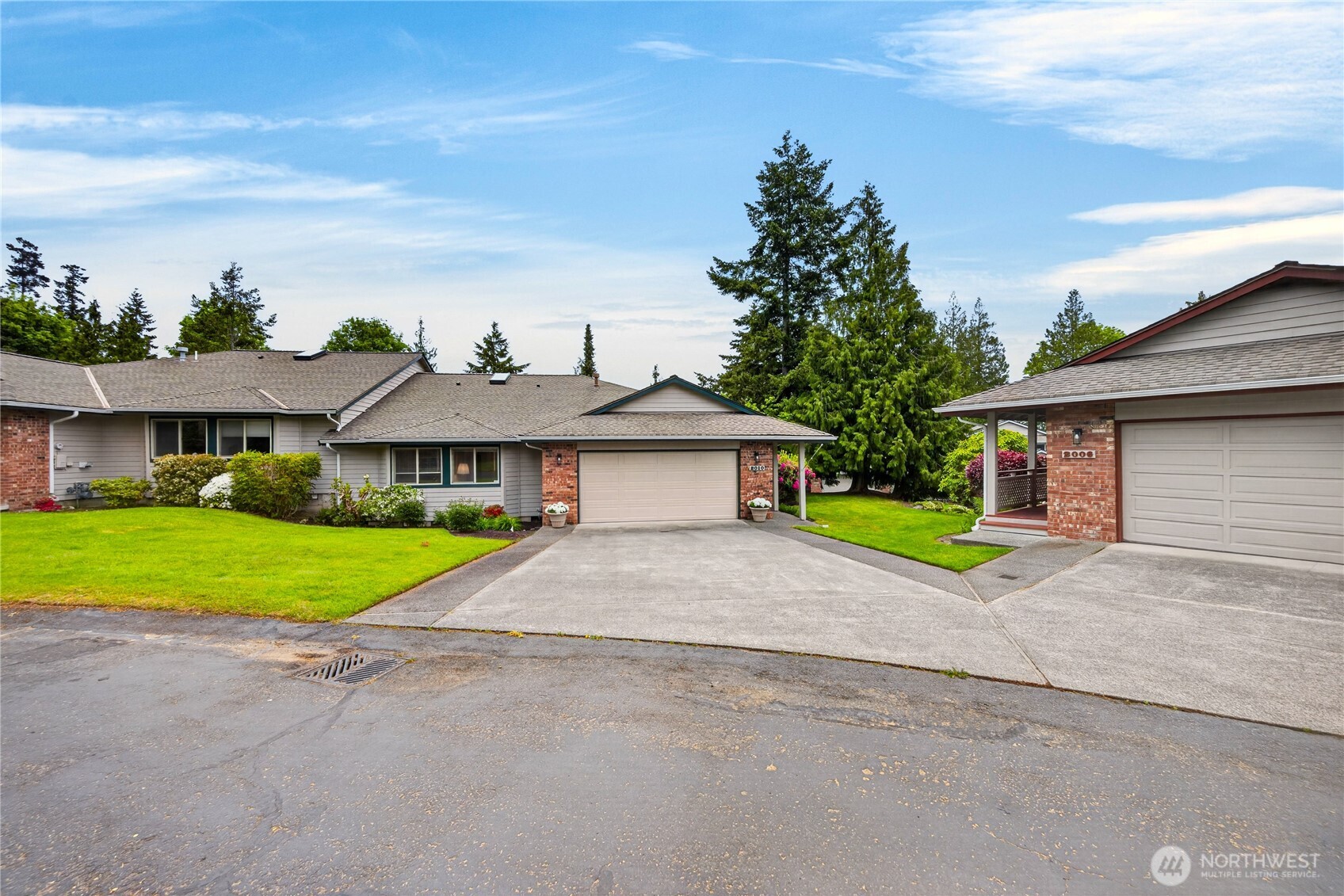 2010 Creekside Lane