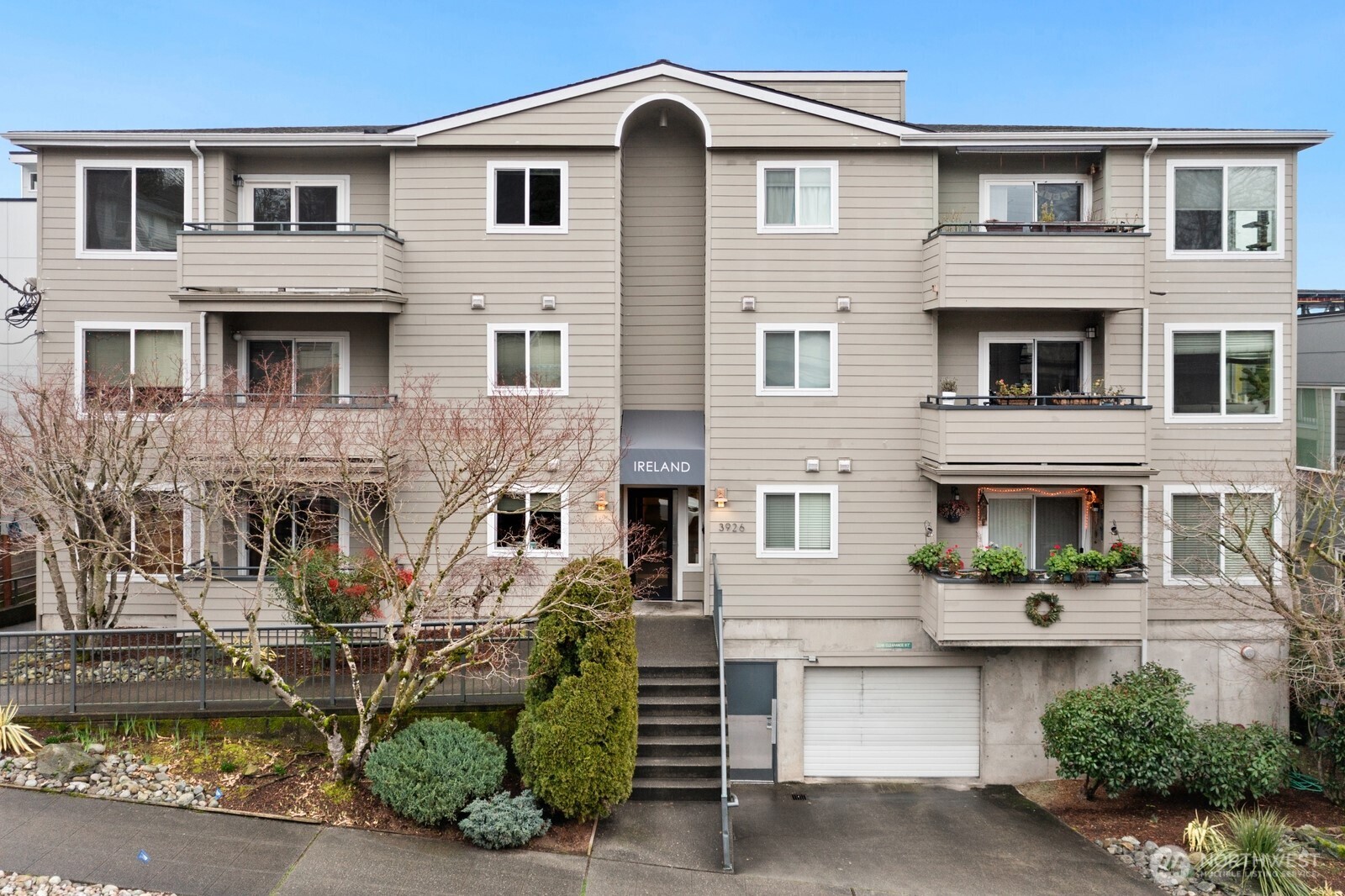 3926 1st Avenue NE #31, Seattle, WA 98015, photo 2 of 22