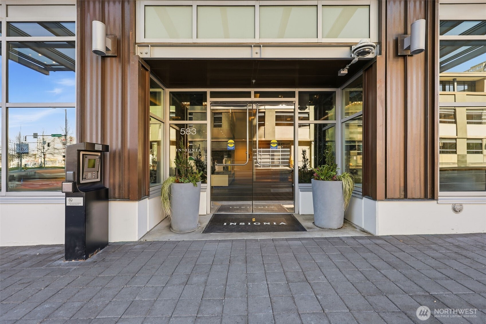 583 Battery Street #715N, Seattle, WA 98121, photo 4 of 38