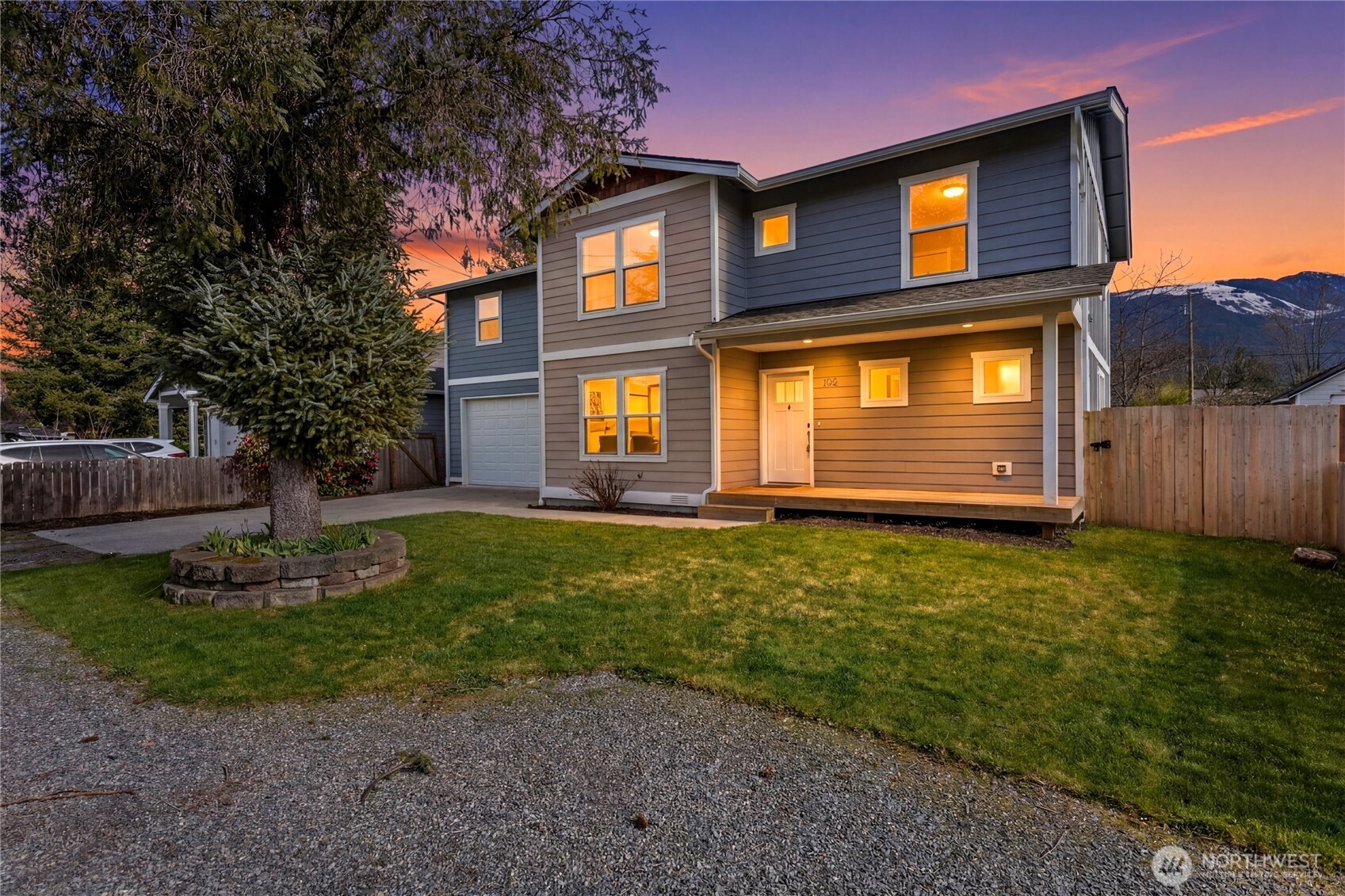 315 Orchard Avenue, Gold Bar, WA 98251, photo 2 of 2