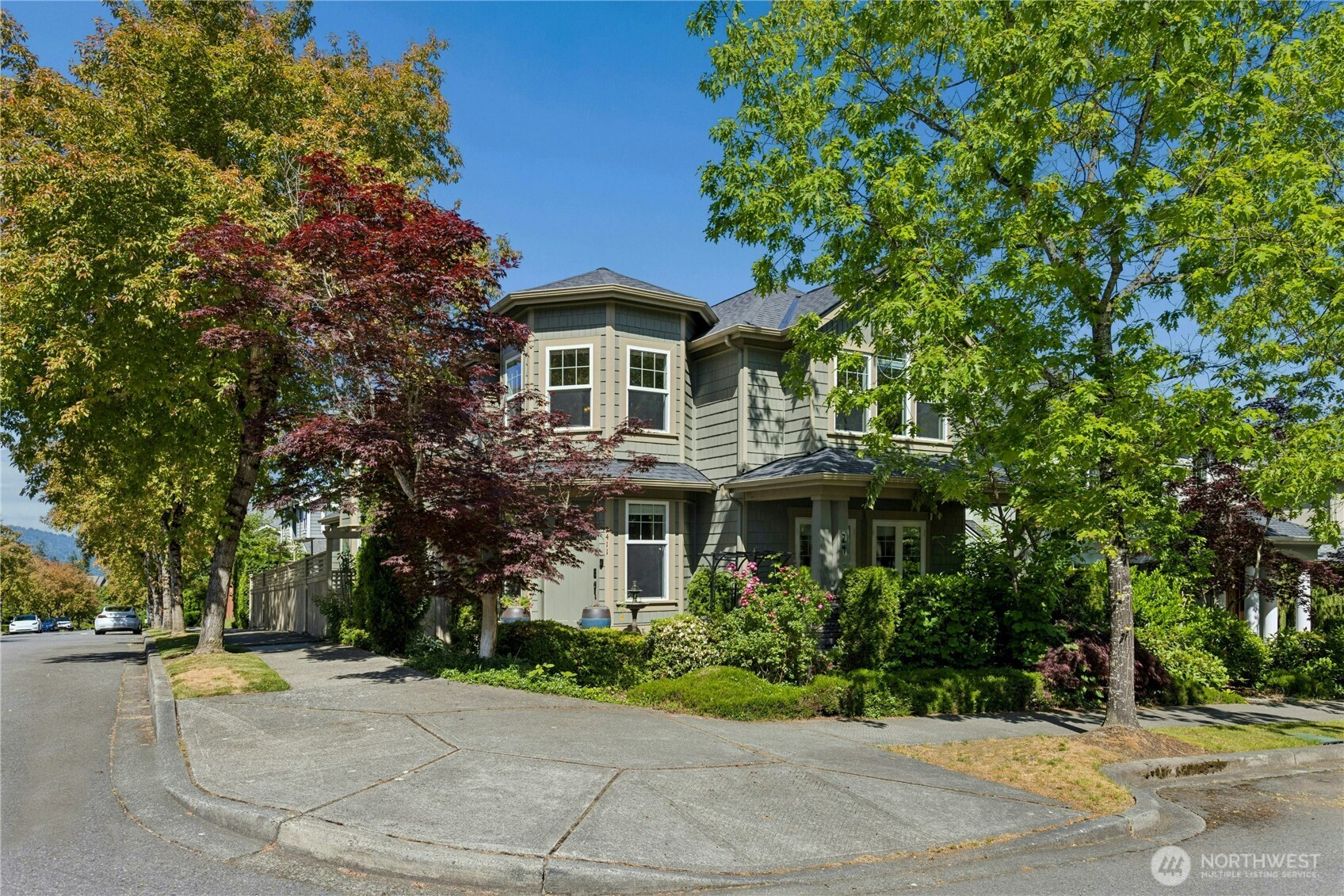 2411 30th Avenue NE