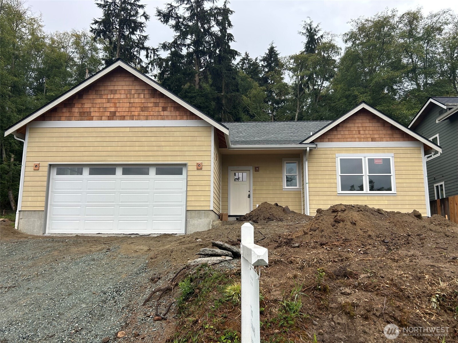 1806 Twin Oaks Lane