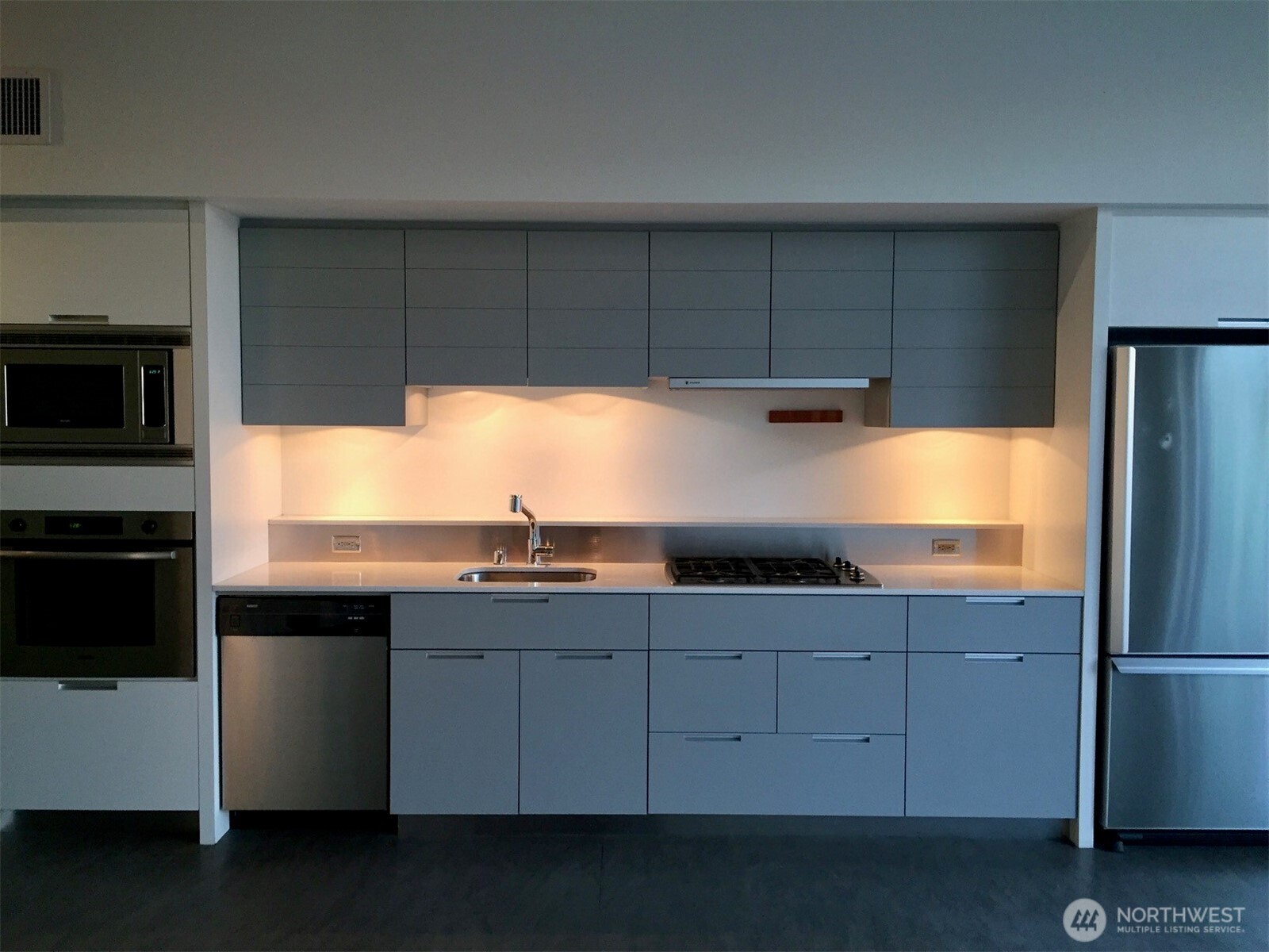 501 Roy Street #T306, Seattle, WA 98109, photo 5 of 23