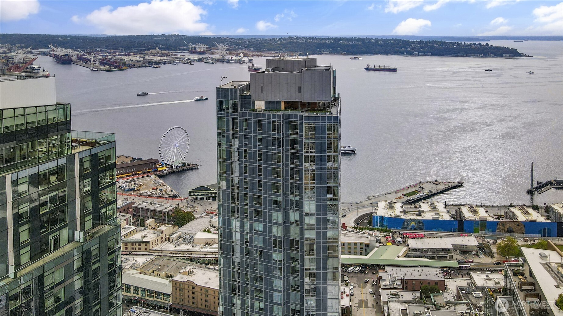 121 Stewart Street #3504, Seattle, WA 98121, photo 2 of 34