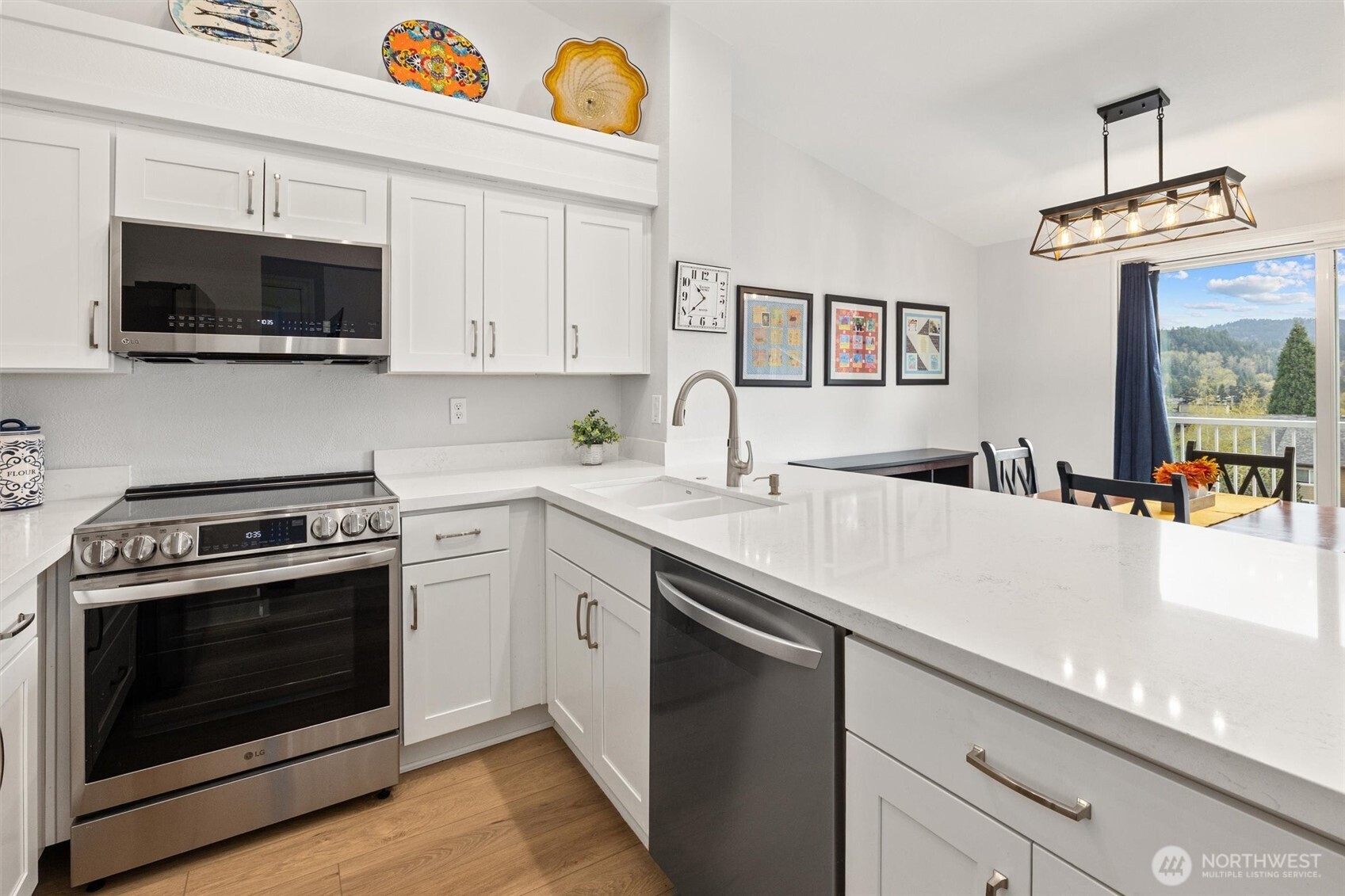210 Mountain Park Boulevard SW #F303, Issaquah, WA 98027, photo 2 of 2