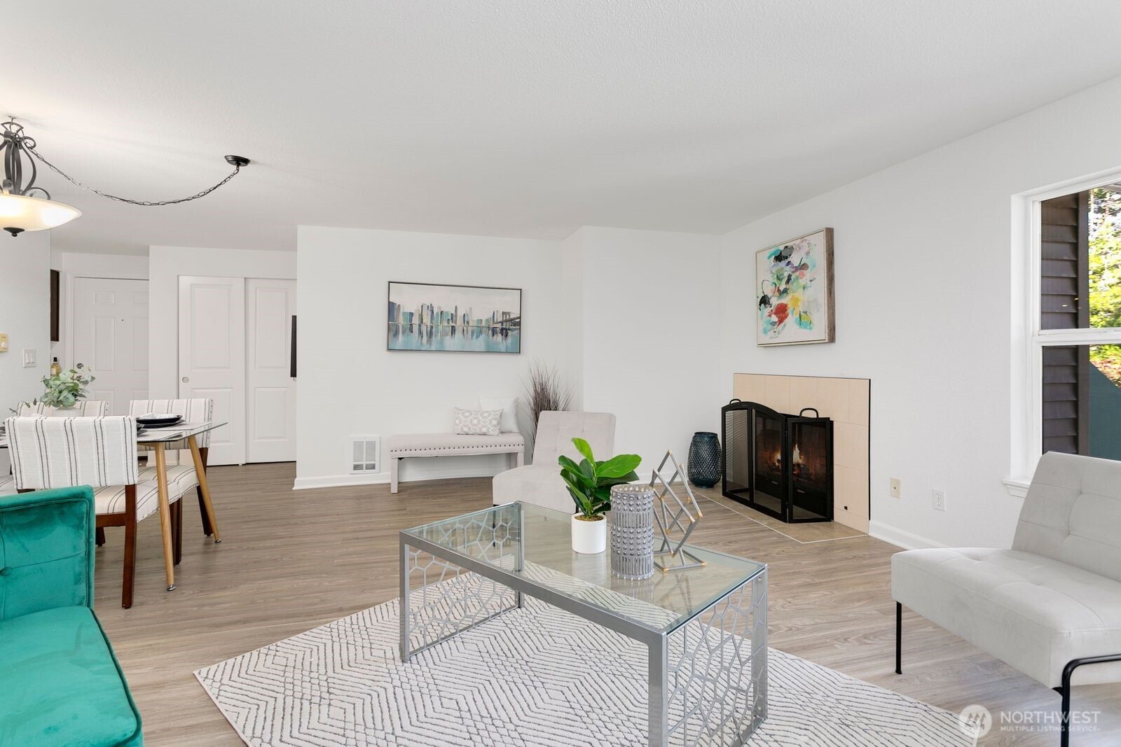3045 20th Avenue W #102, Seattle, WA 98199, photo 4 of 14