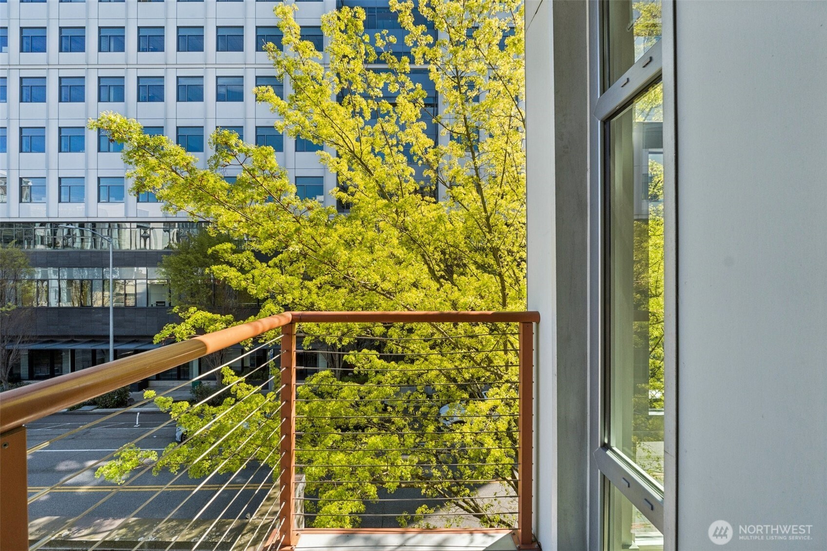 401 9th Avenue N #201, Seattle, WA 98109-4723, photo 3 of 20