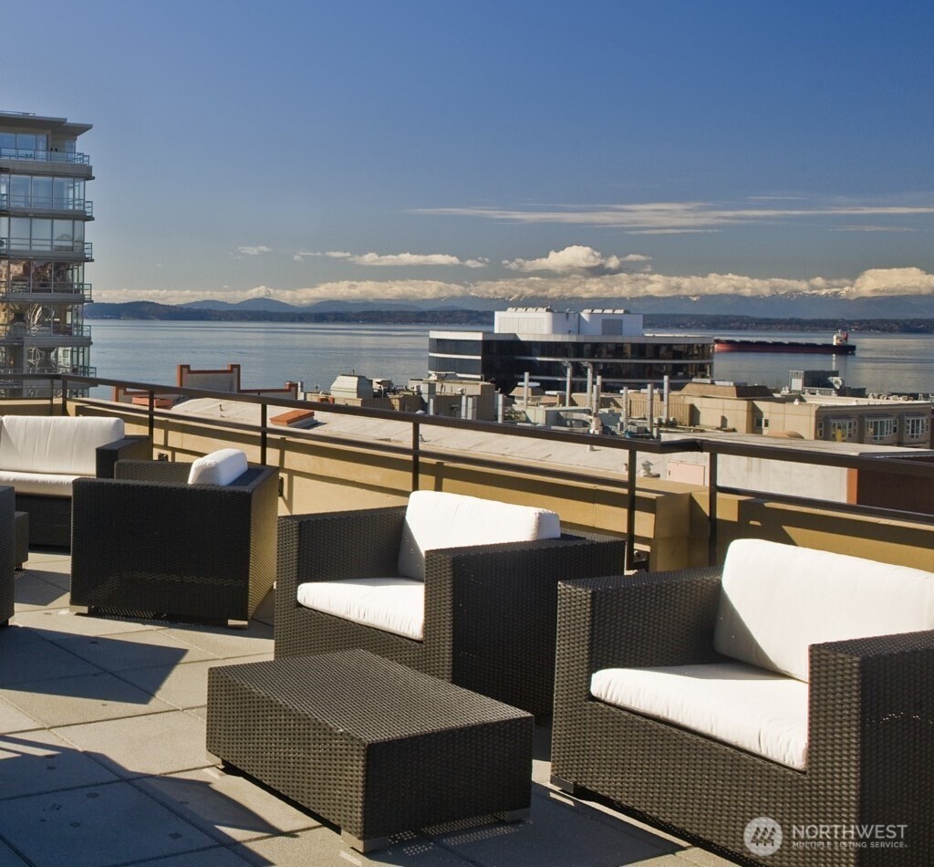2911 2nd Avenue #324, Seattle, WA 98121, photo 4 of 15