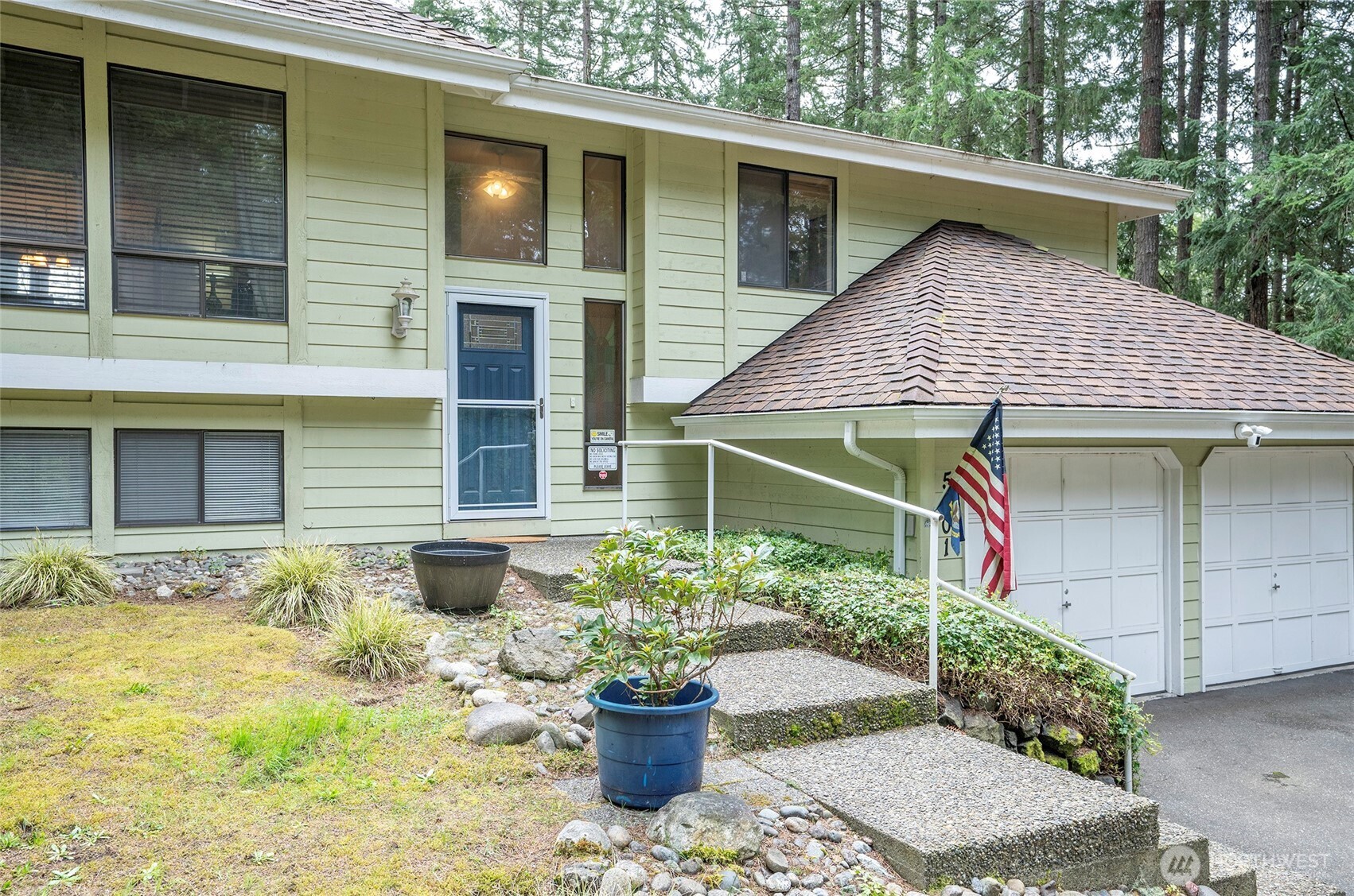 5501 NW Glenn Firs Lane, Silverdale, WA 98383, photo 2 of 2