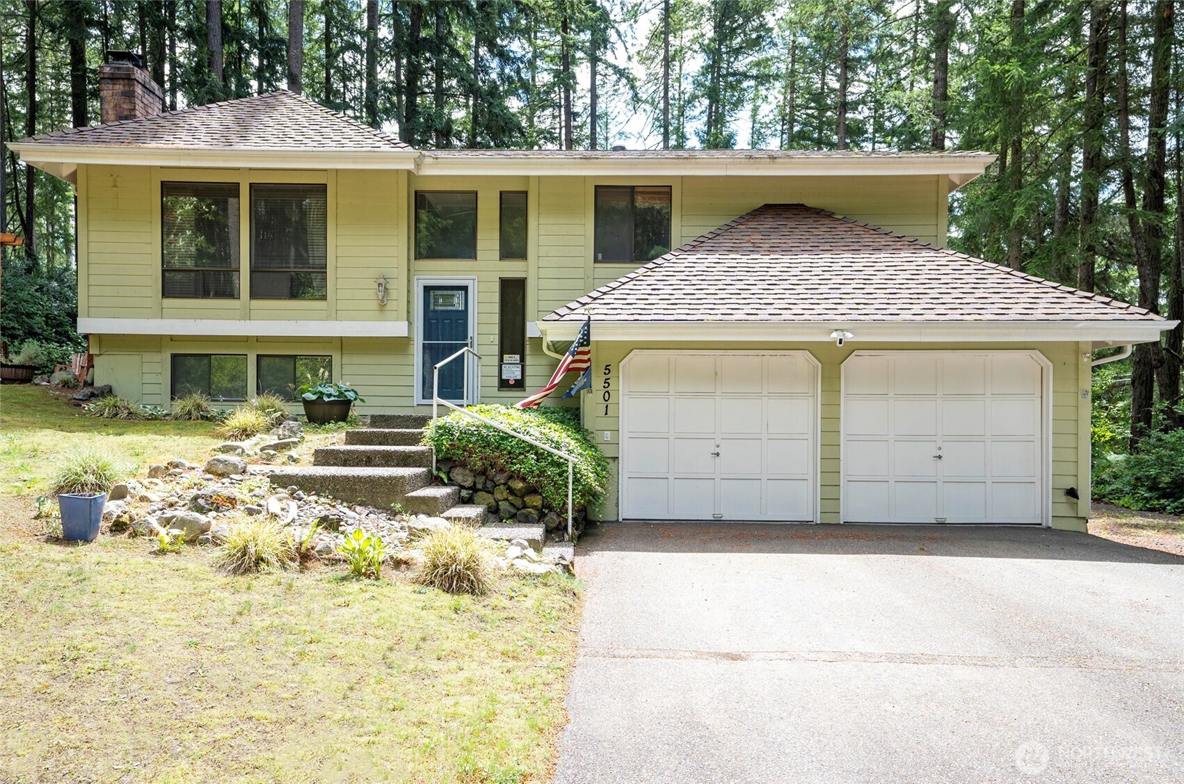 5501 NW Glenn Firs Lane, Silverdale, WA 98383, photo 3 of 4
