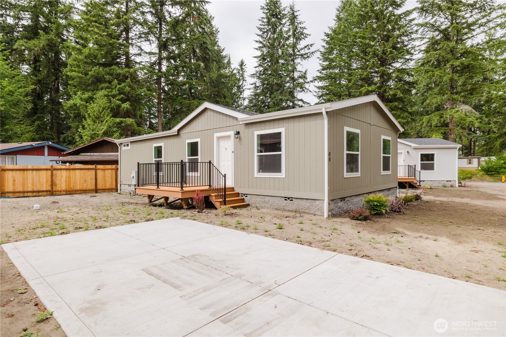 2535 70th Avenue SW #44, Tumwater, WA 98512, photo 2 of 2