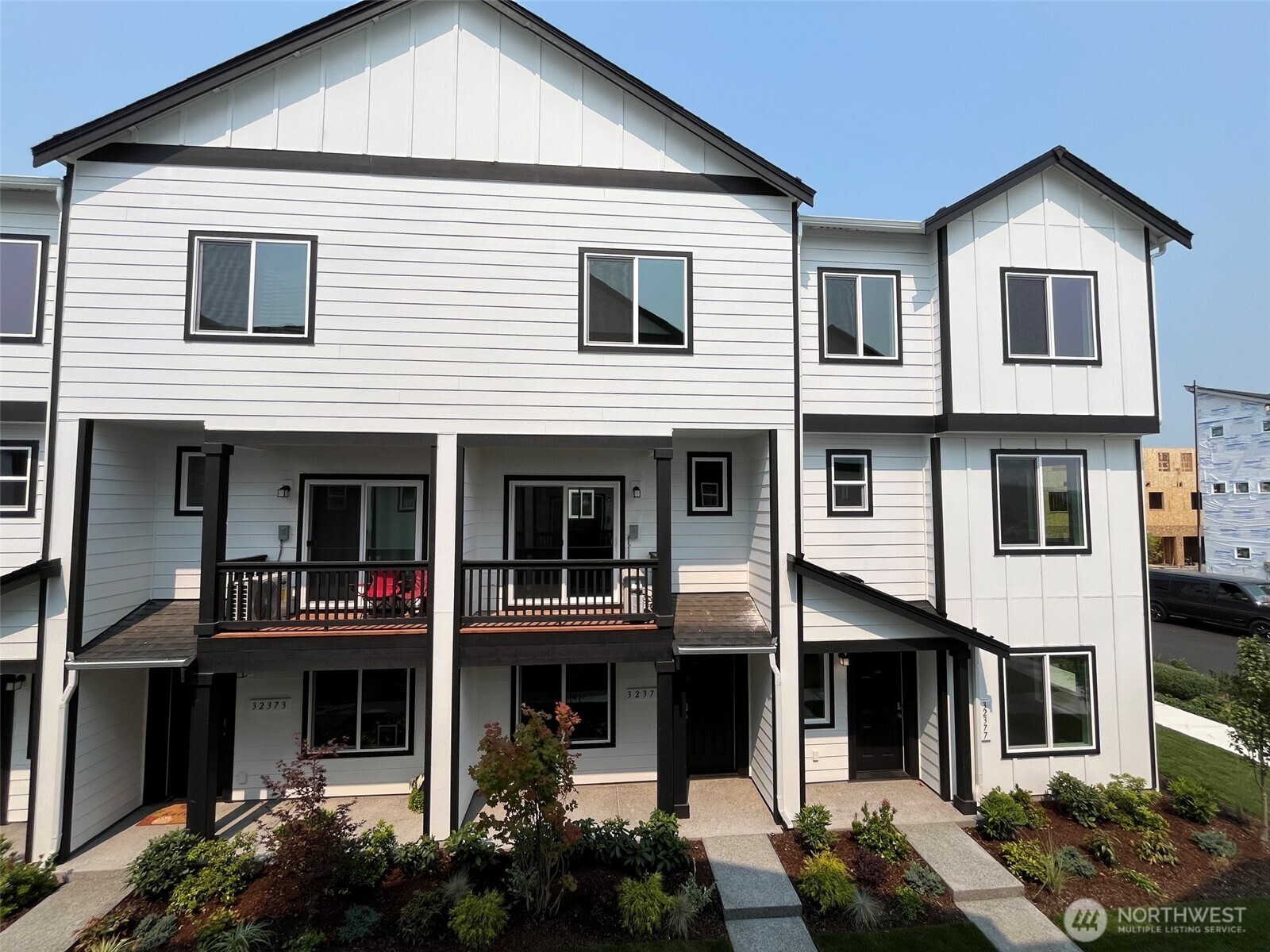 32375 Anchor Avenue SE, Black Diamond, WA 98010, photo 2 of 2