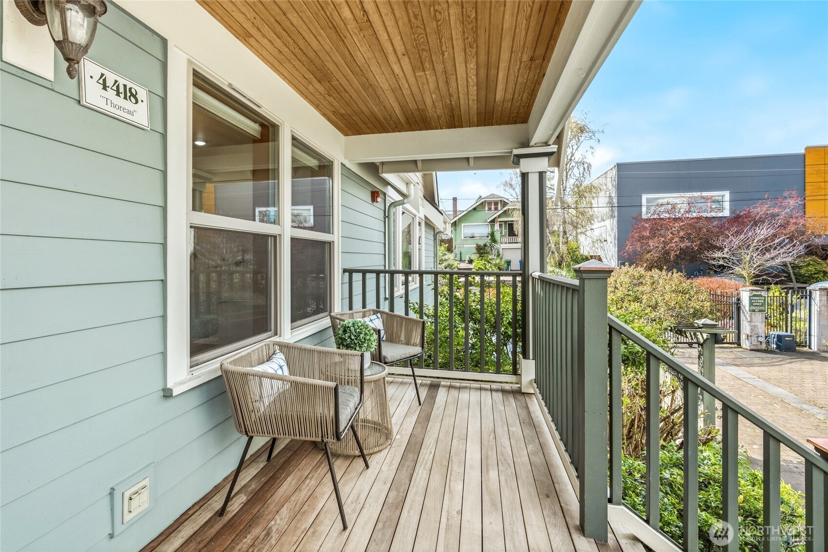 4414 Eastern Avenue N #4418, Seattle, WA 98103, photo 2 of 22