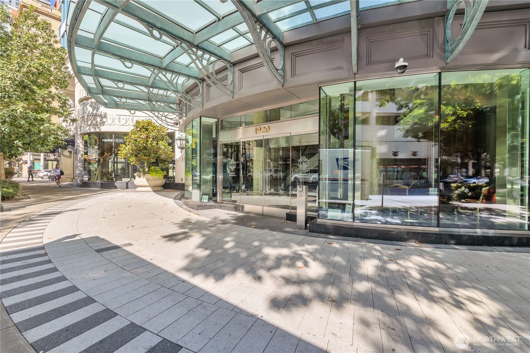 1920 4th Avenue #810